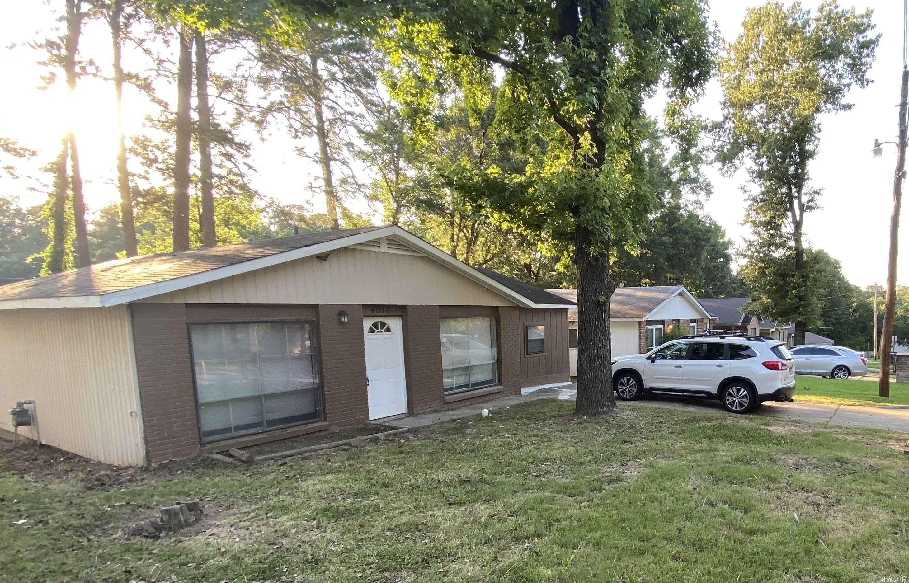 Investor or first-time buyer alert! This 3-bedroom, 1-bath home features large rooms and updated flooring throughout, offering a strong foundation for your next project. With spacious living areas and tons of potential, itās a great opportunity for a rental, flip, or affordable primary residence. While it still needs some TLC, the major layout and size are already working in your favor. Priced to sell and ready for the right buyer to unlock its full valueācome see the opportunity for yourself!