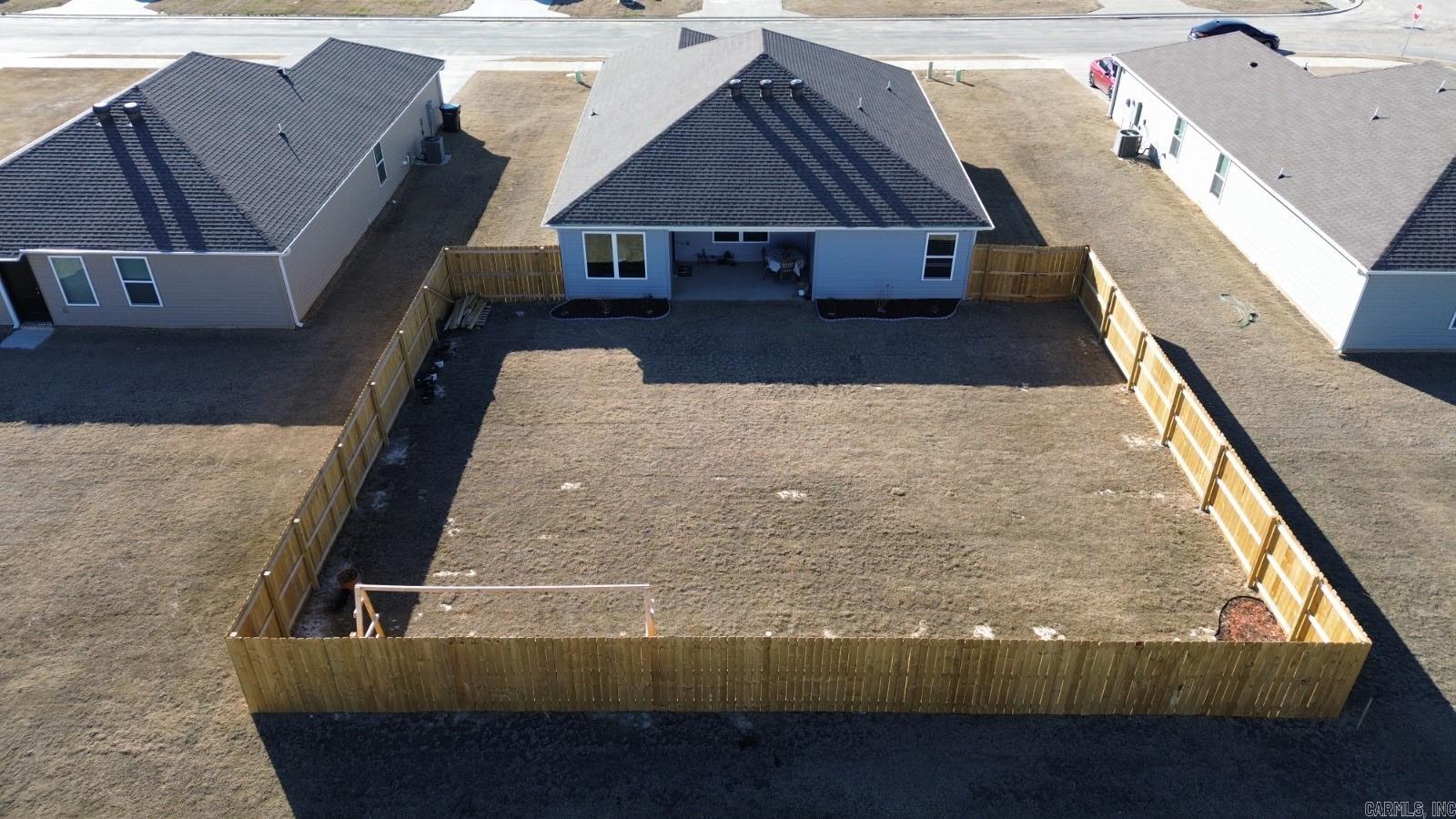 BOSTON PROPER SUB - Residential