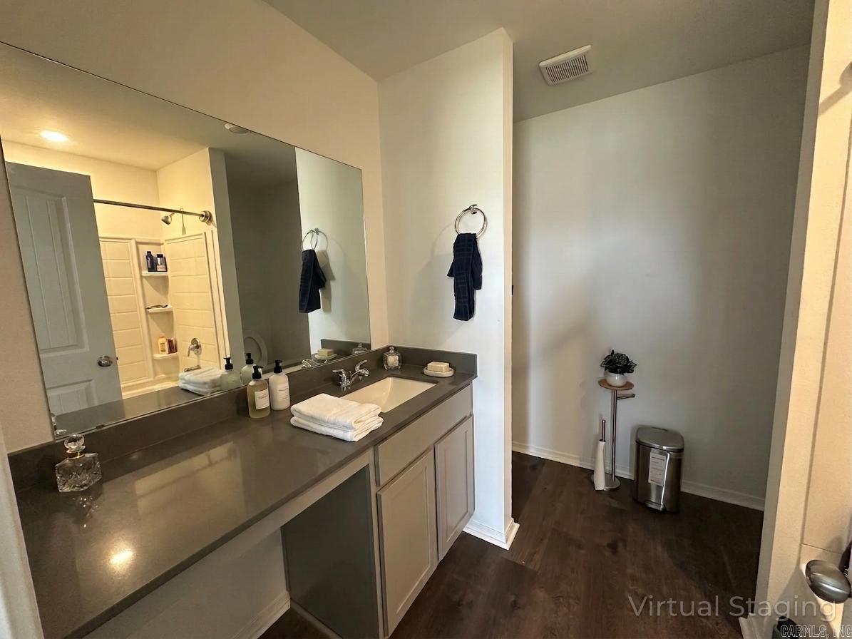 BOSTON PROPER SUB - Residential