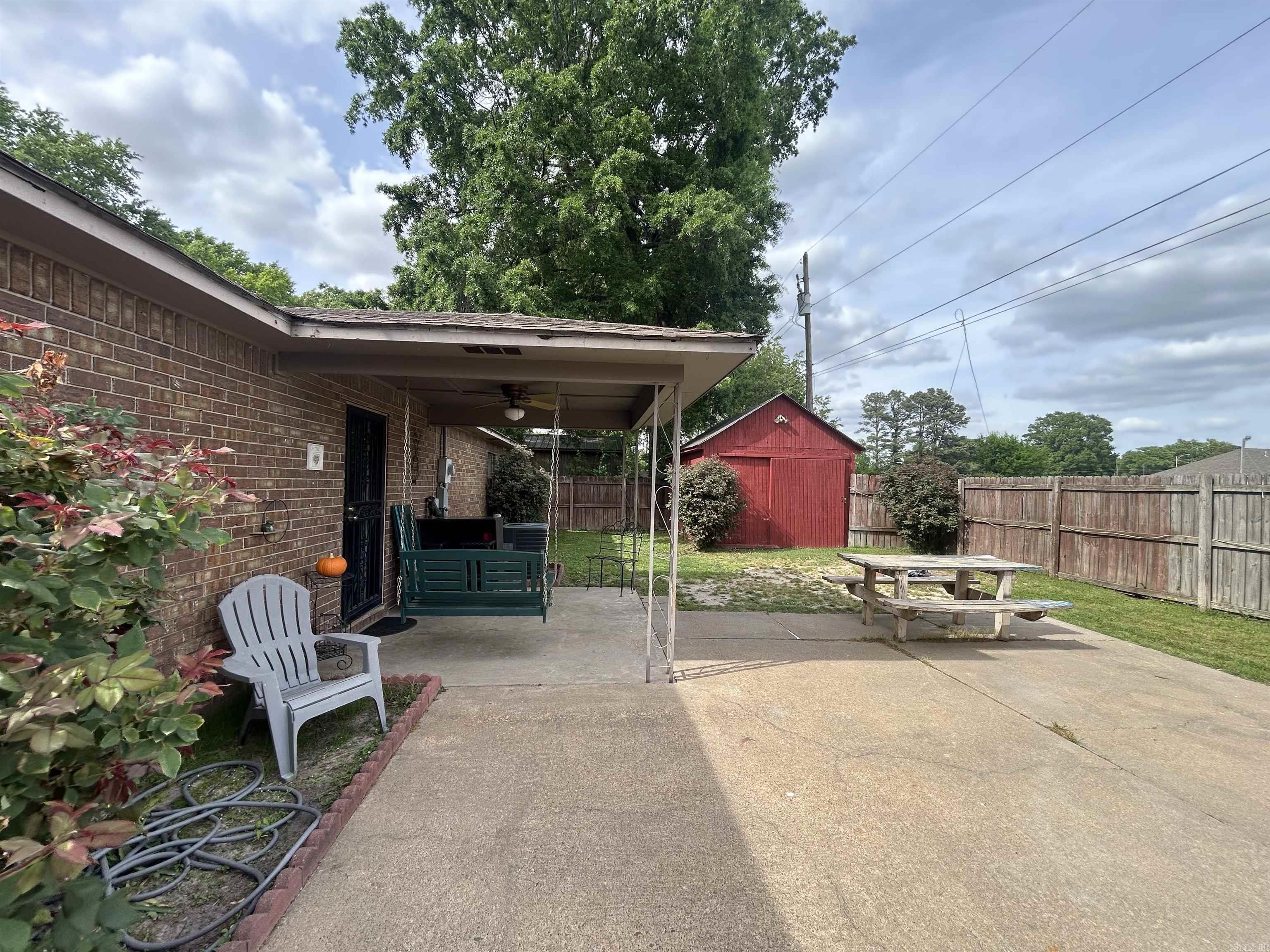 RUTH MEYER - Residential