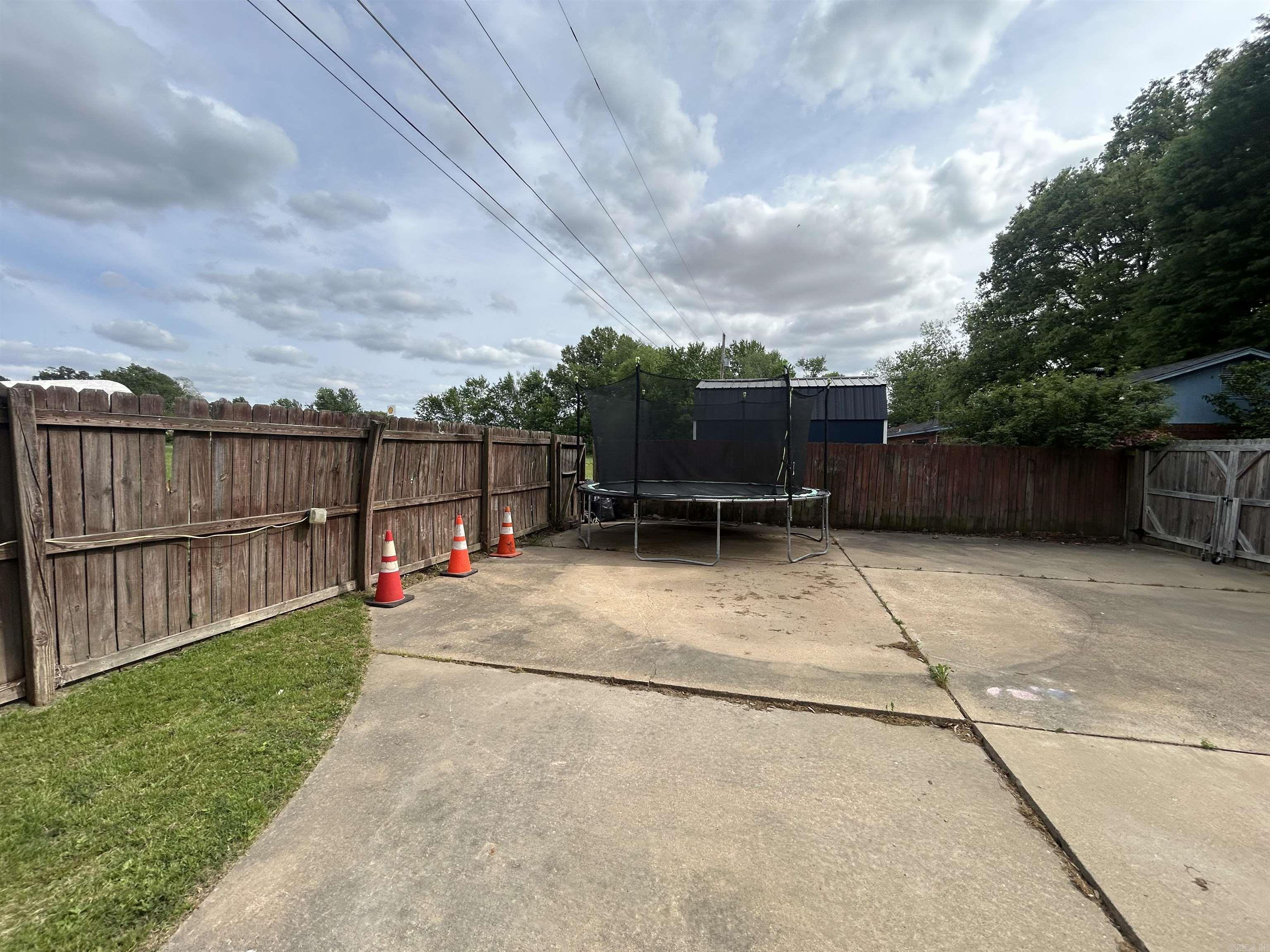 RUTH MEYER - Residential