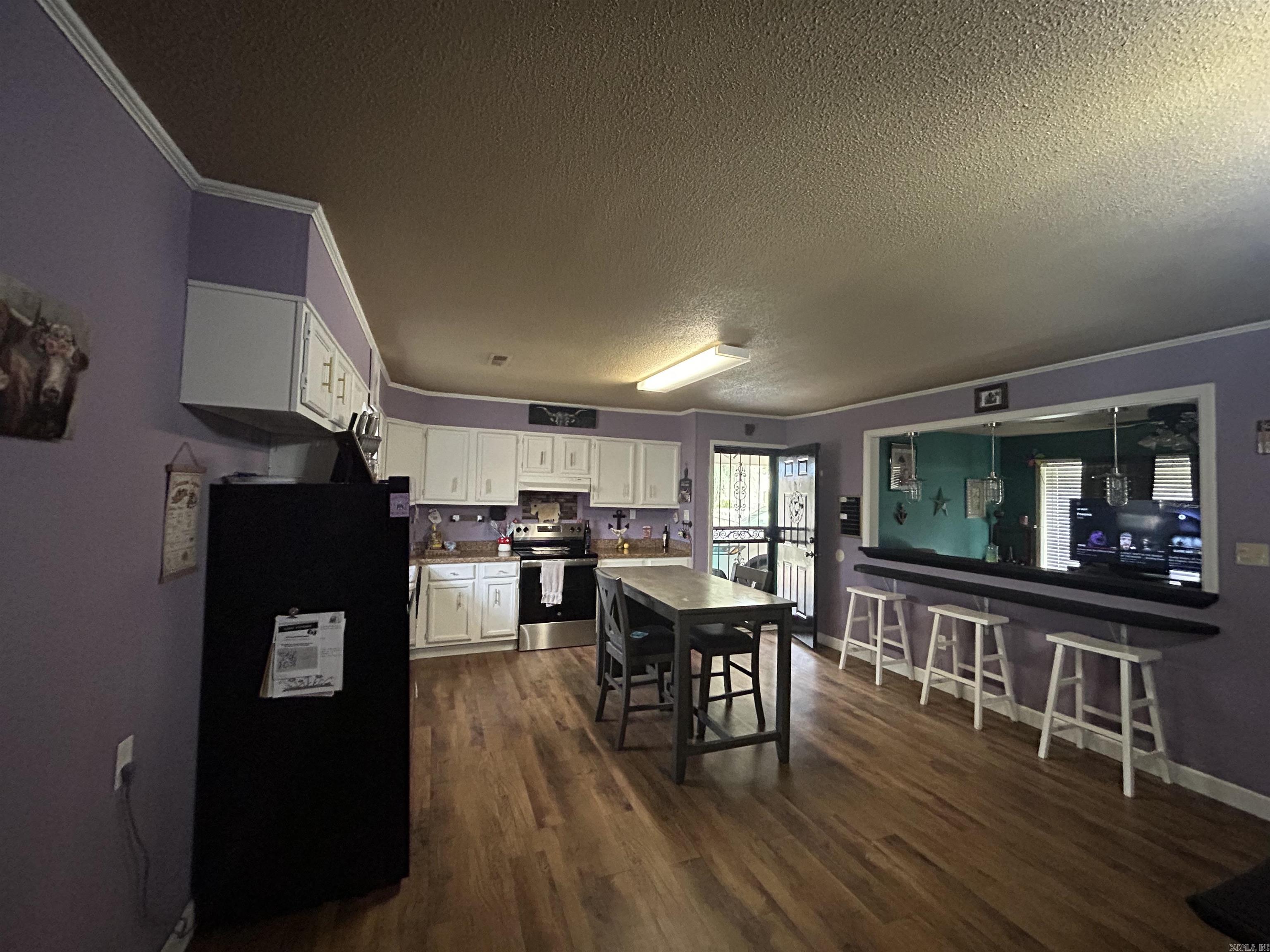 RUTH MEYER - Residential