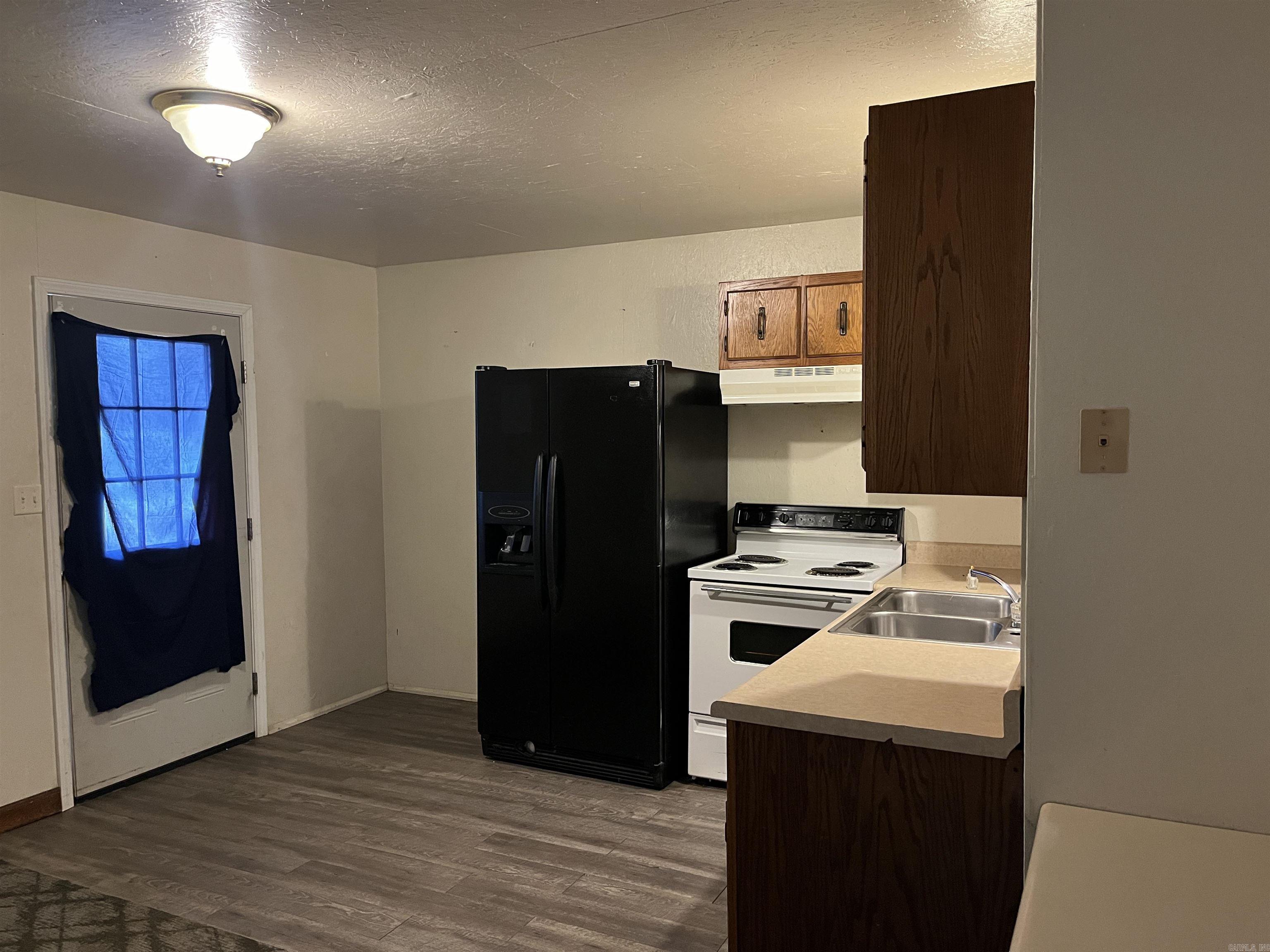 ARNOLDS SUB - Residential Income