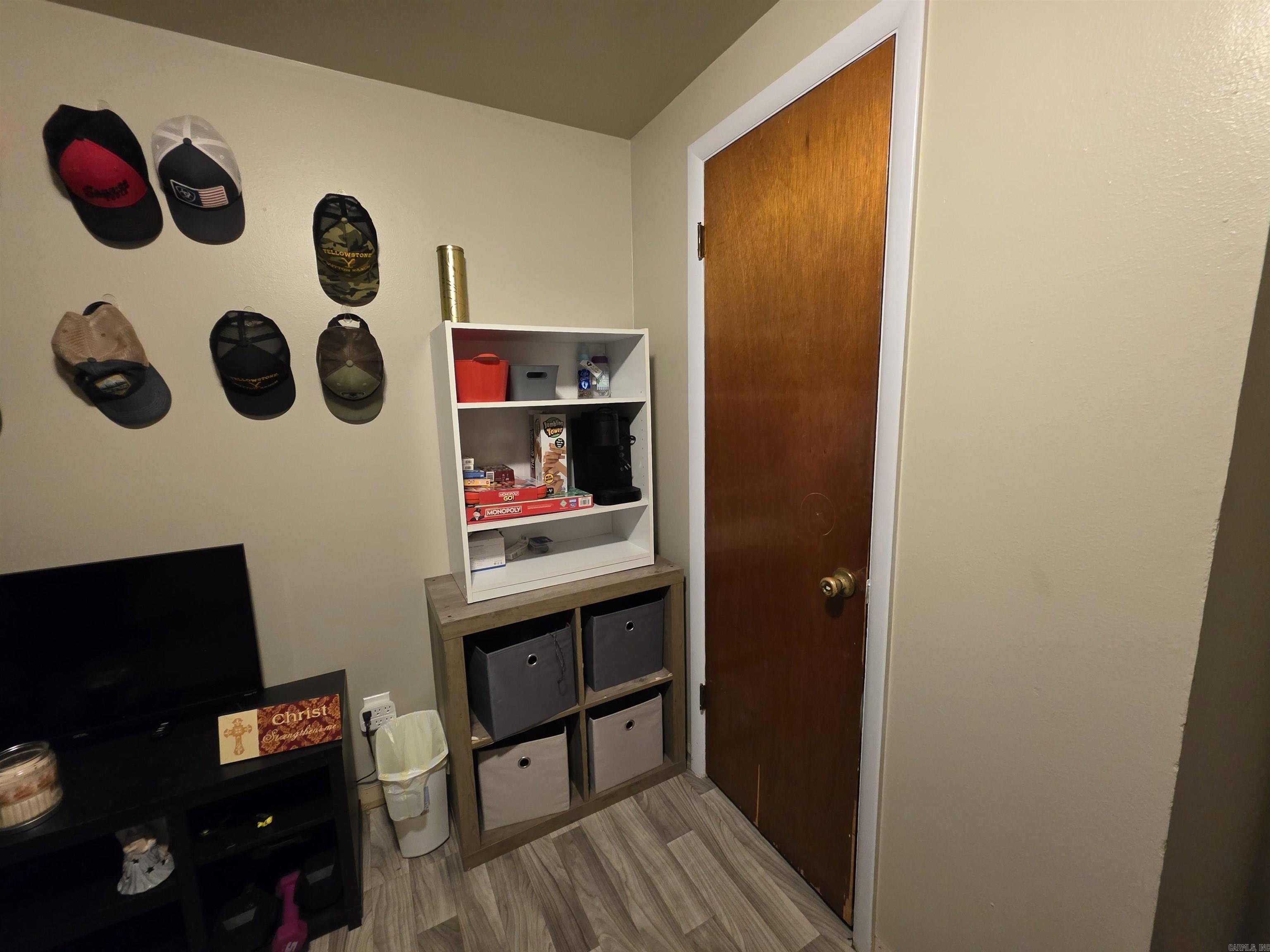 Halls Second - Residential