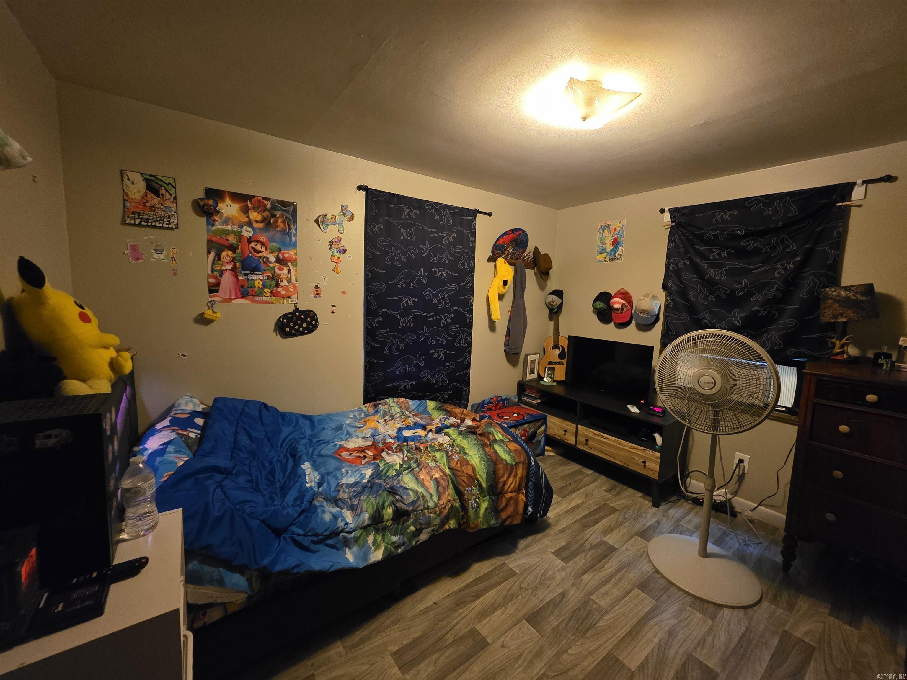 Halls Second - Residential