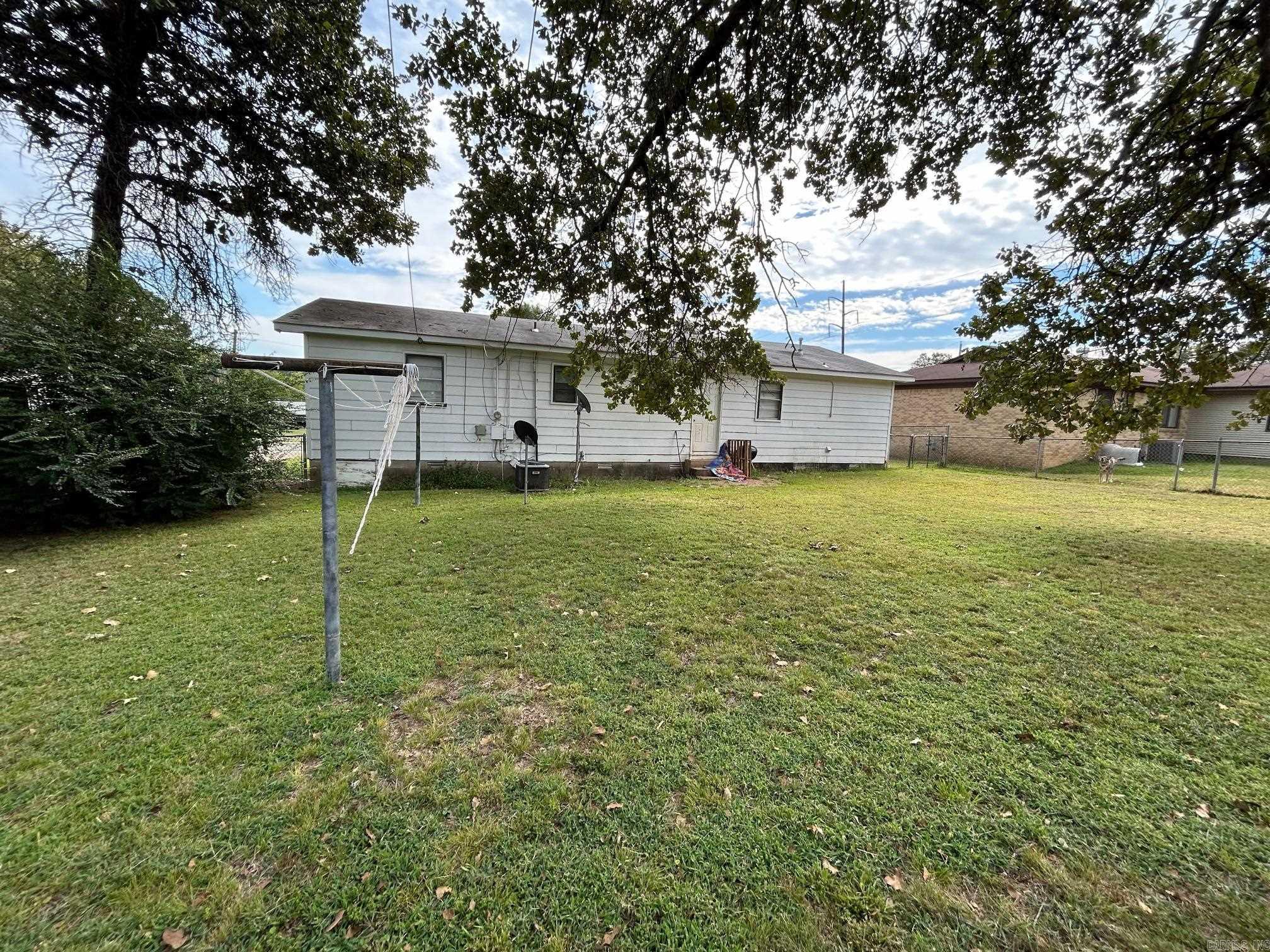 CLUB ROAD TERRACE - Residential