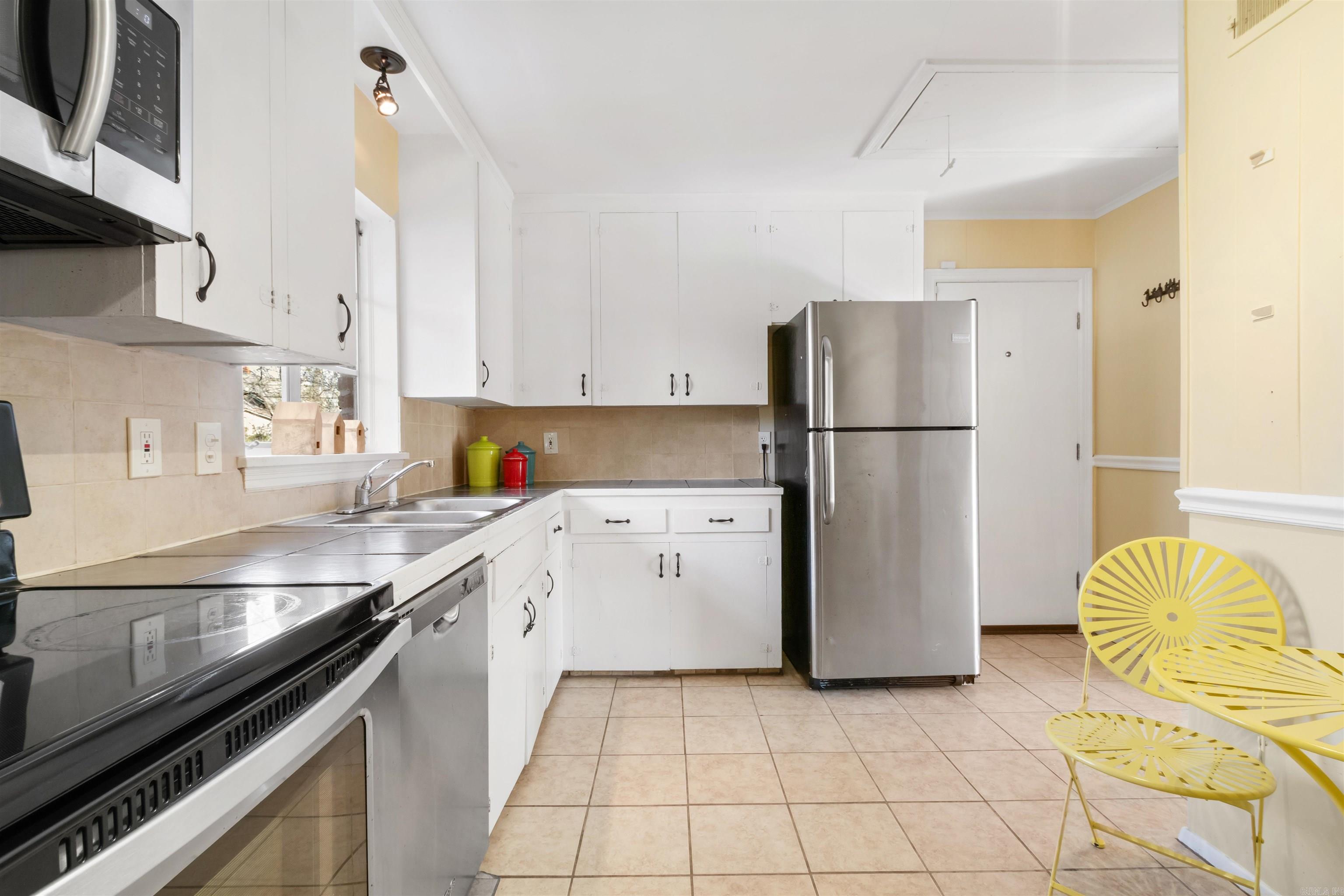 BEACHES - Residential