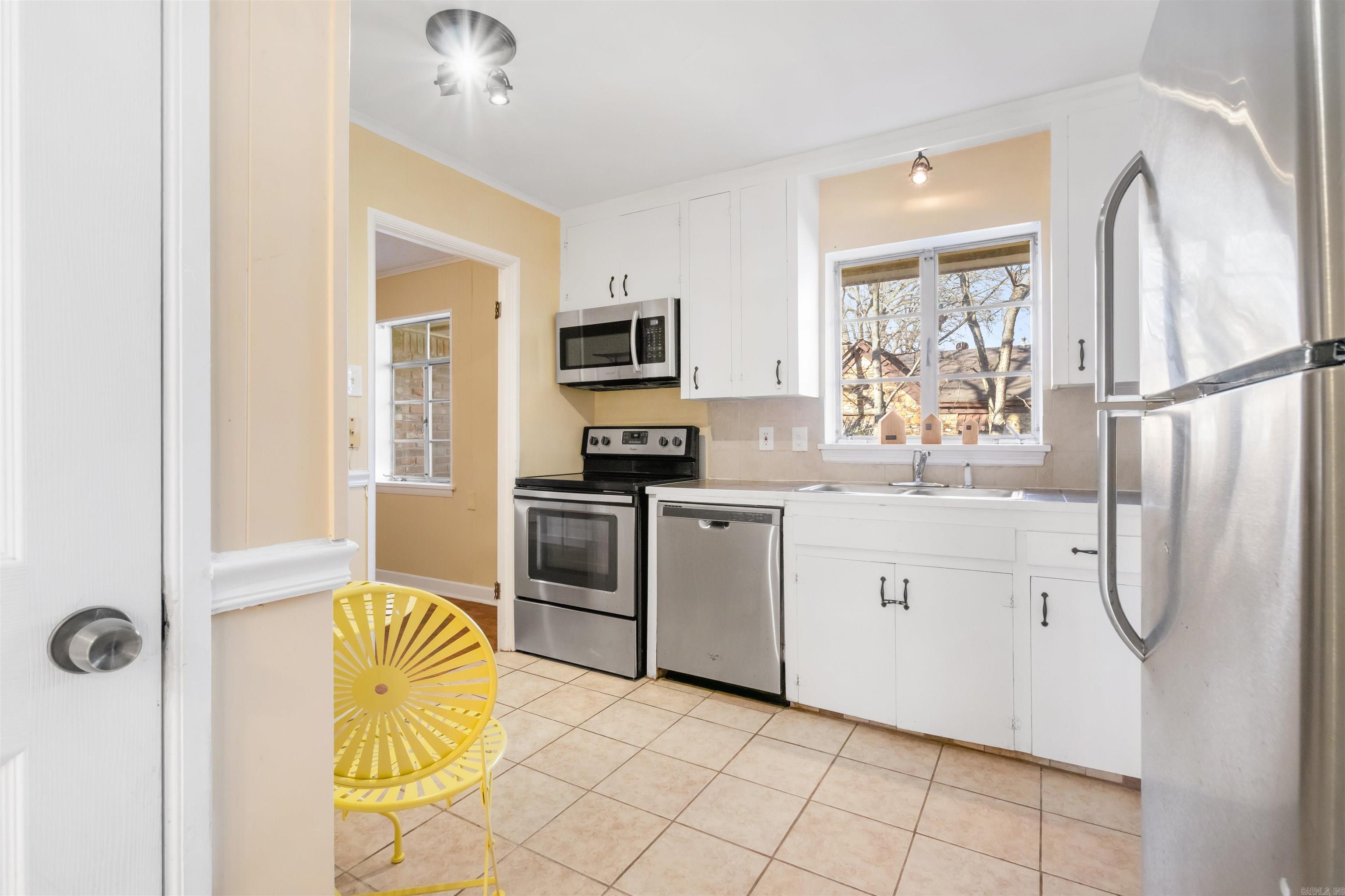 BEACHES - Residential