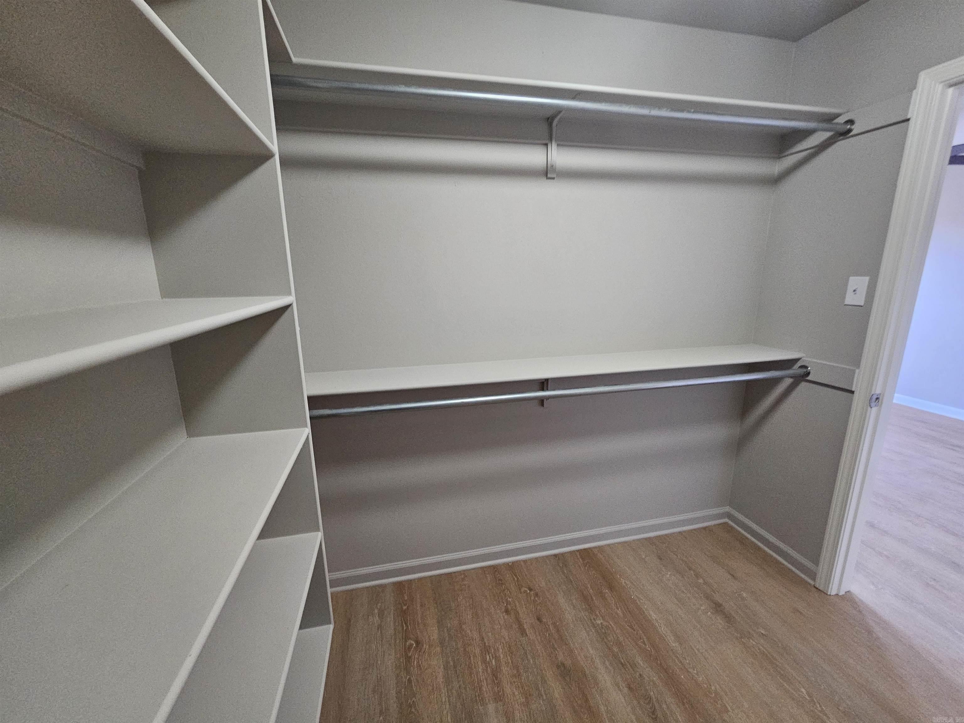 ORCHARD HOLLOW ESTATES - Residential