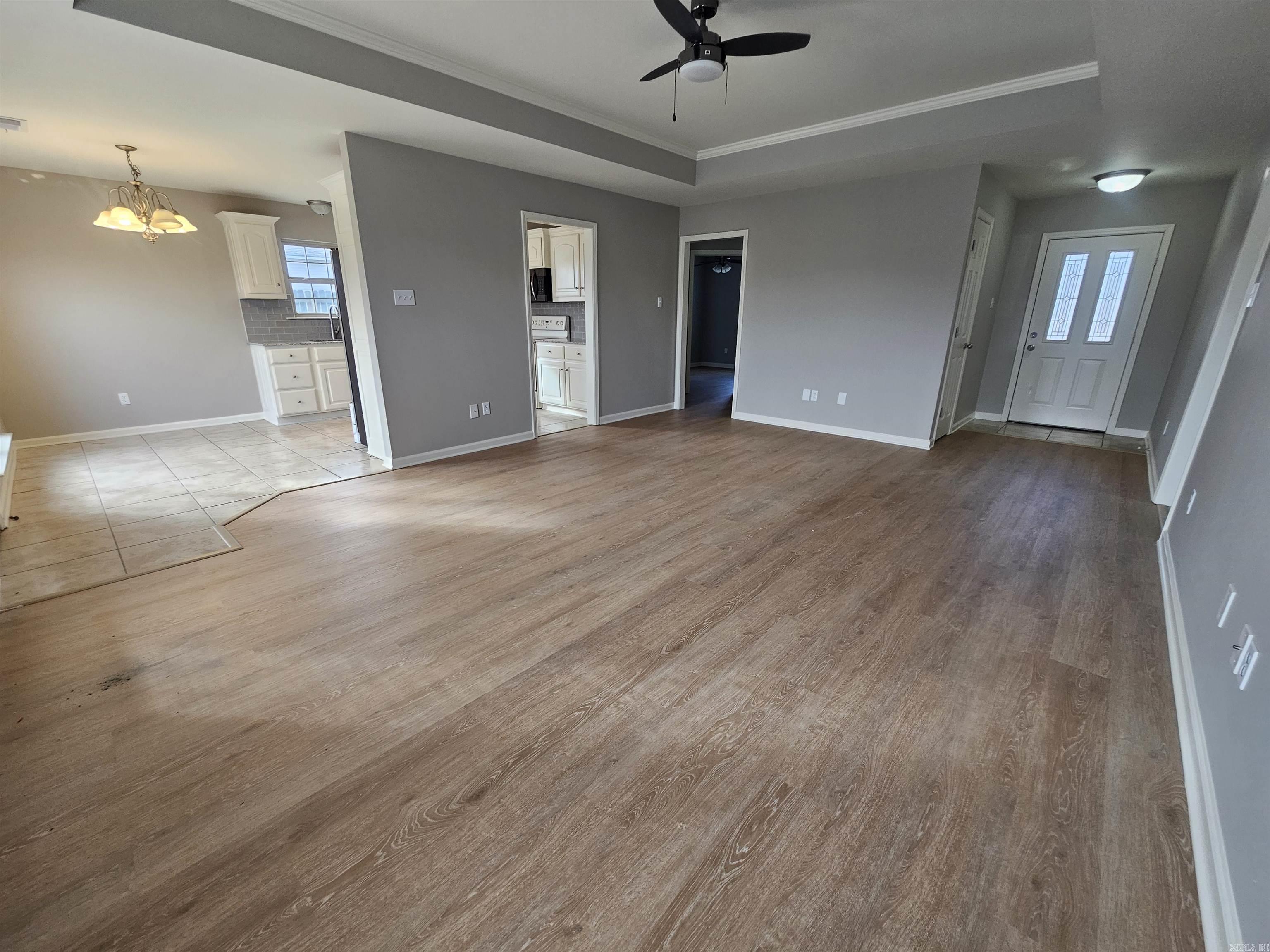 ORCHARD HOLLOW ESTATES - Residential