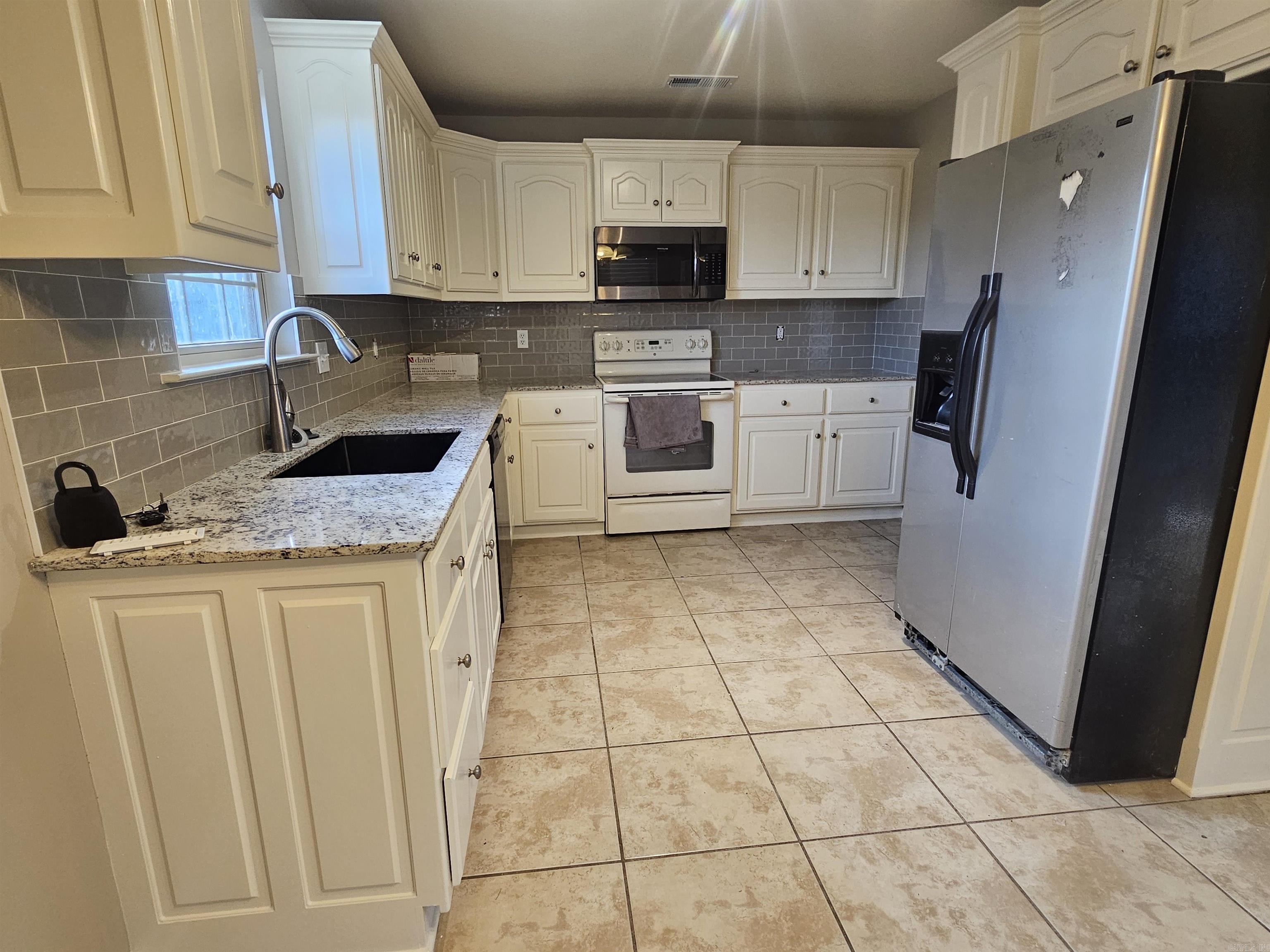 ORCHARD HOLLOW ESTATES - Residential