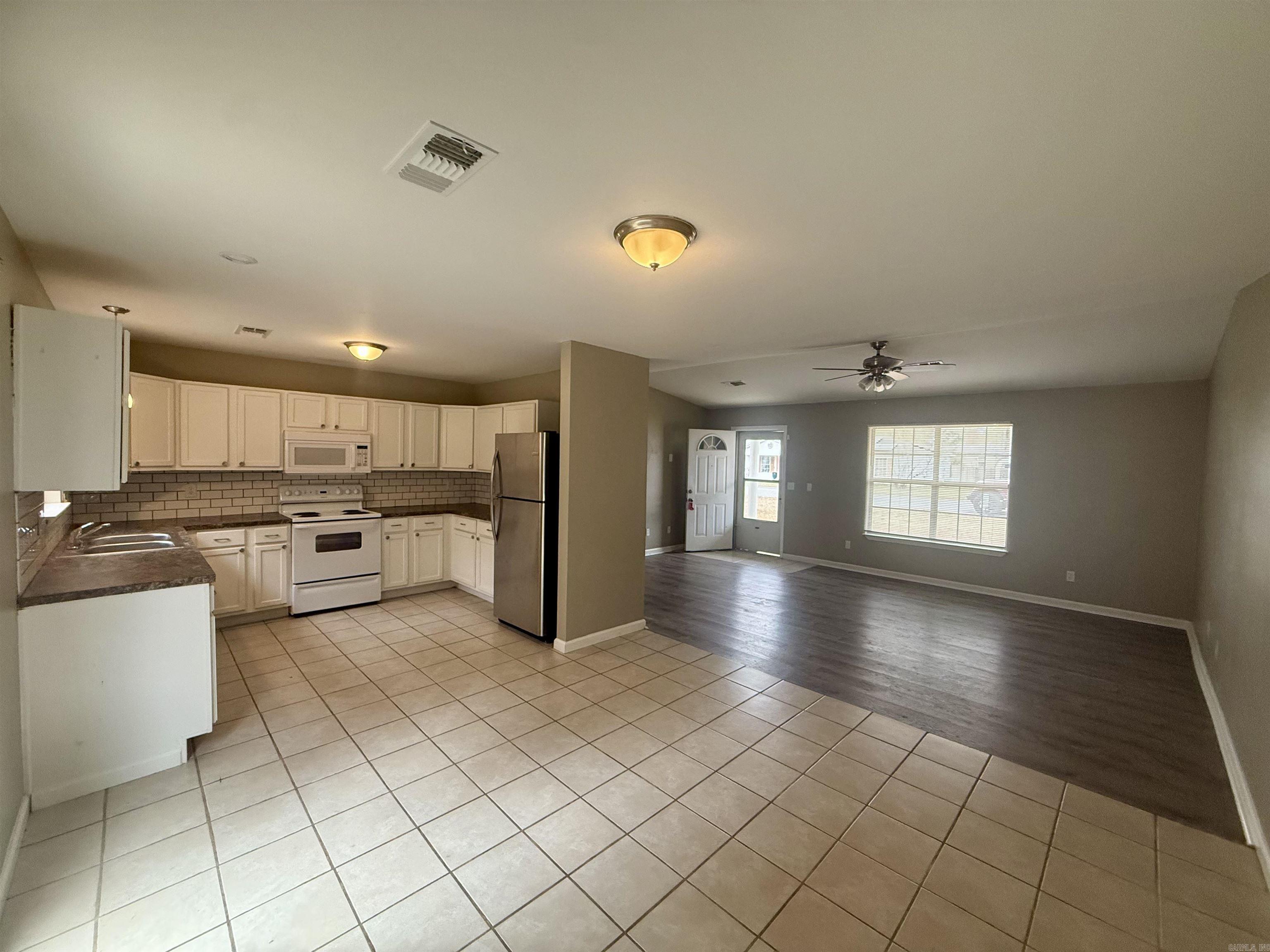 Old Meadows - Residential Lease