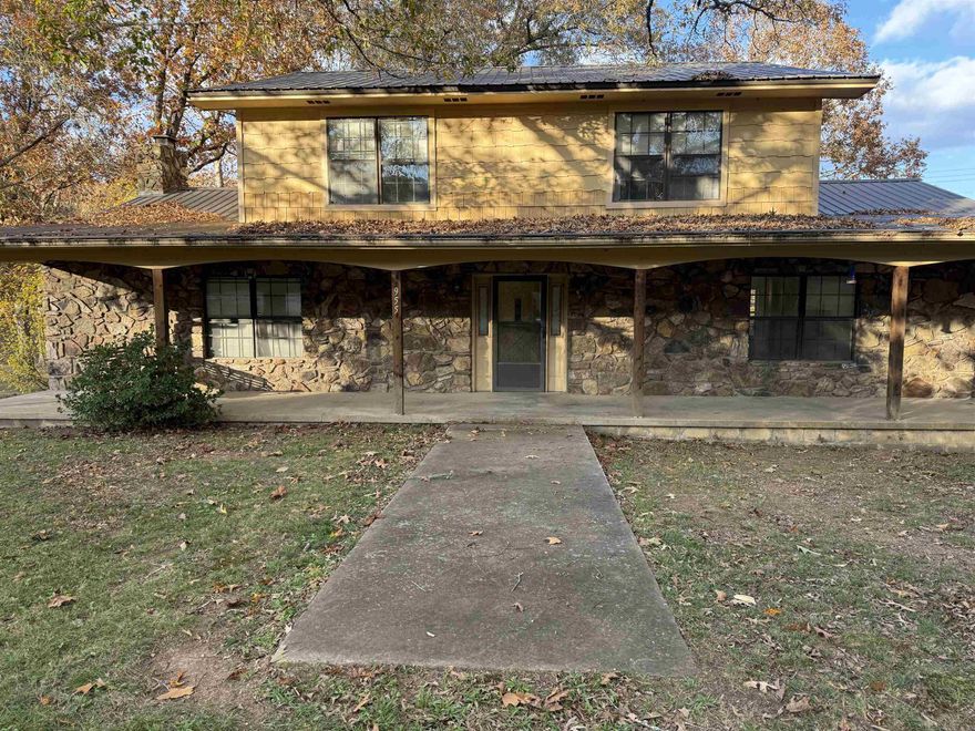 Lakefront property on Lake Barnett. Walk to the lake.  Beautiful trees.  $100,000 IS THE STARTING BID ONLY.  OFFERS PRIOR TO AUCTION WILL BE CONSIDERED.