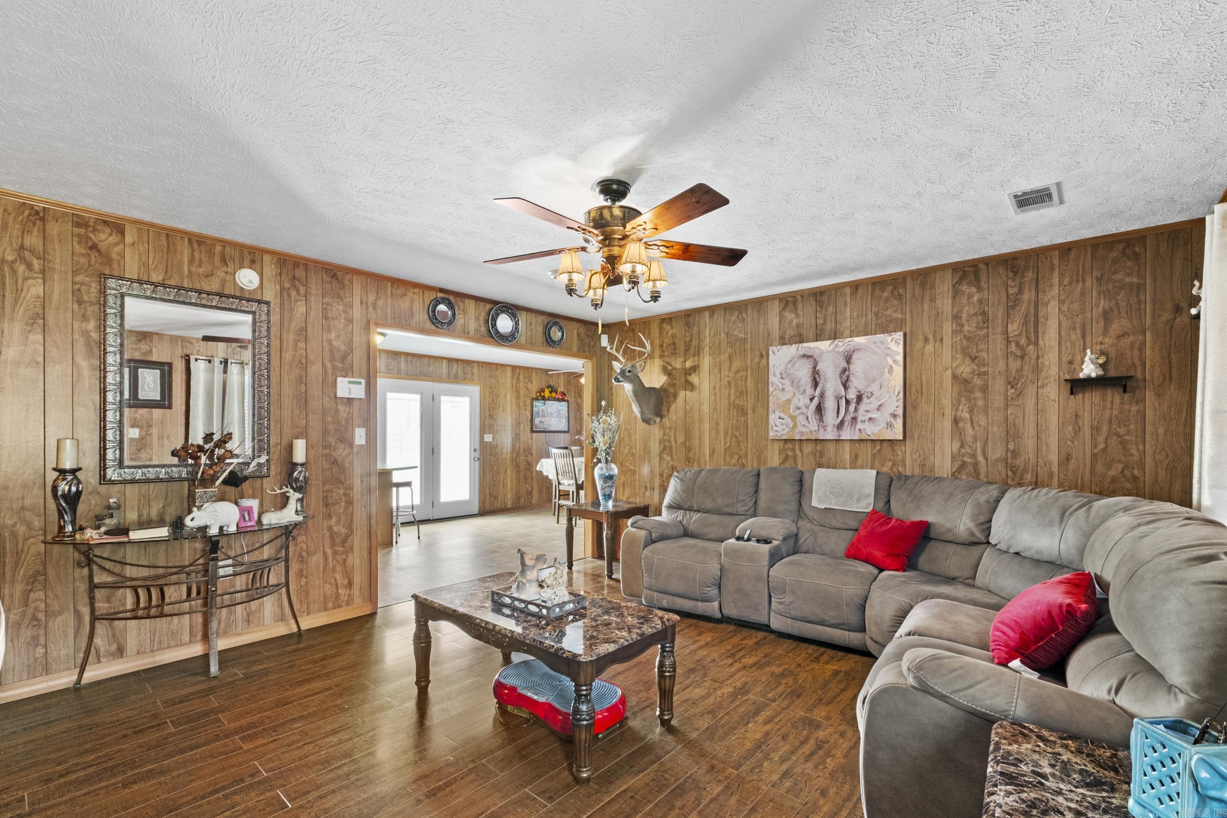 Metes & Bounds - Residential