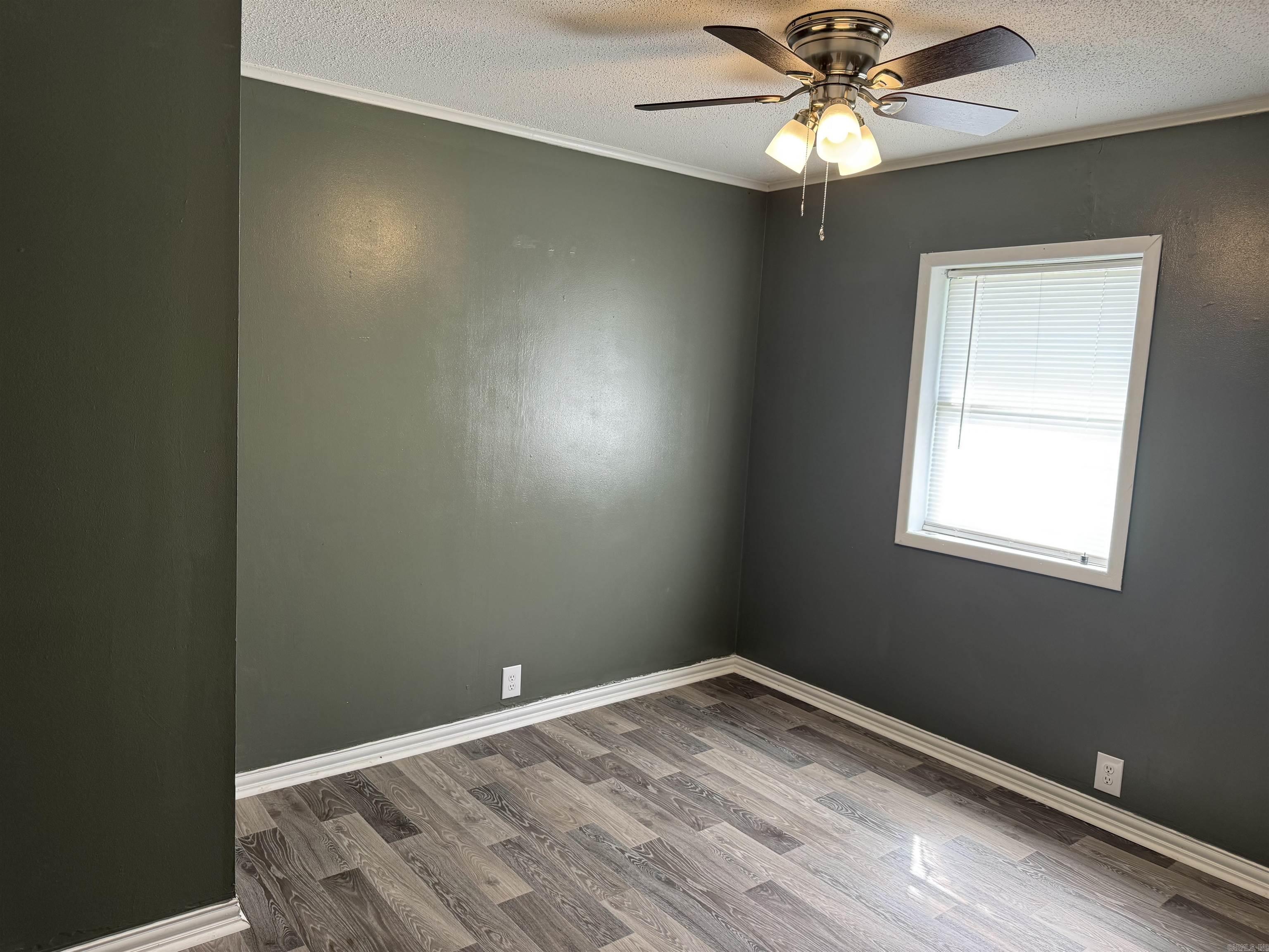 SHADY ACRES - Residential