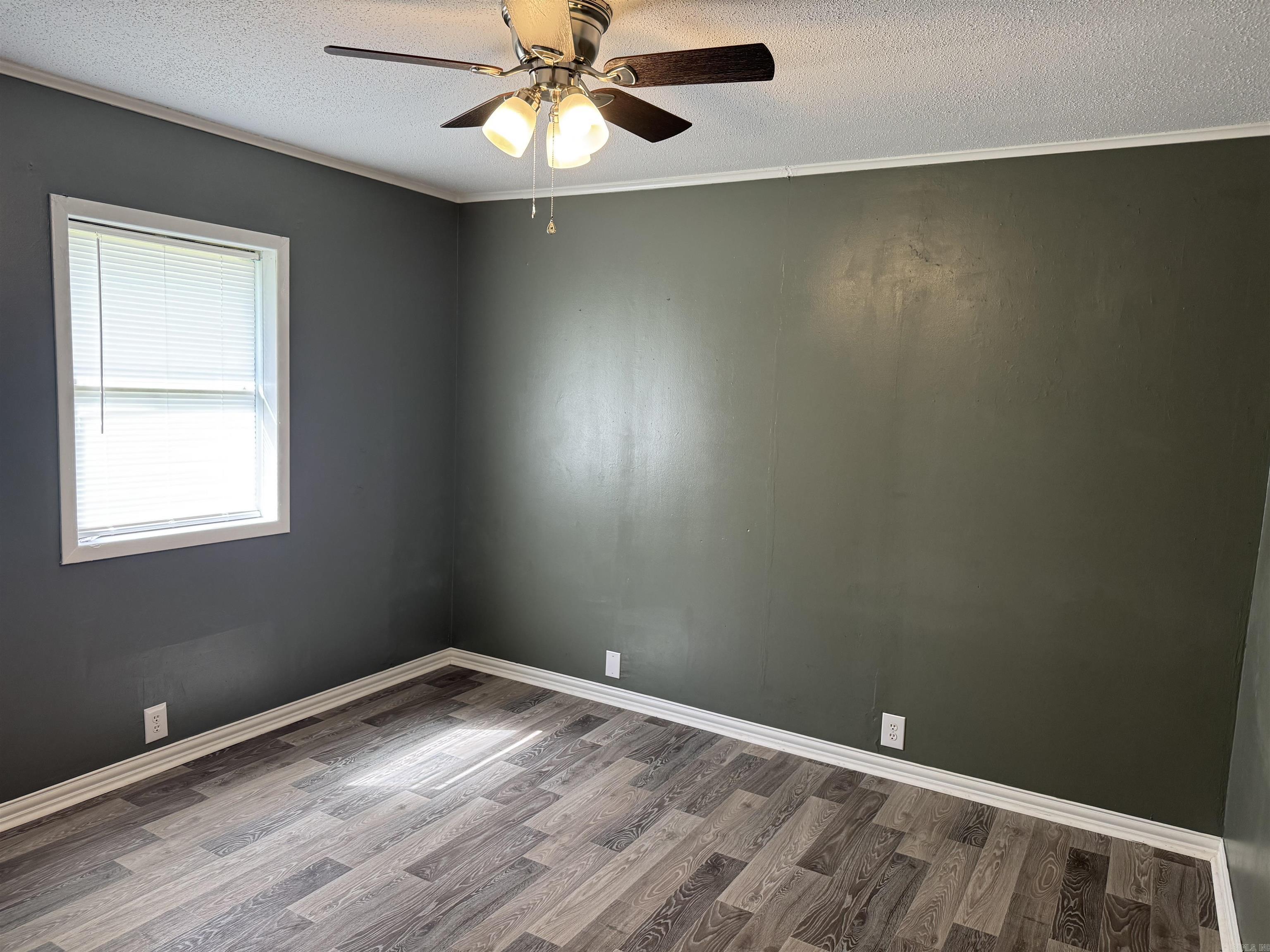 SHADY ACRES - Residential