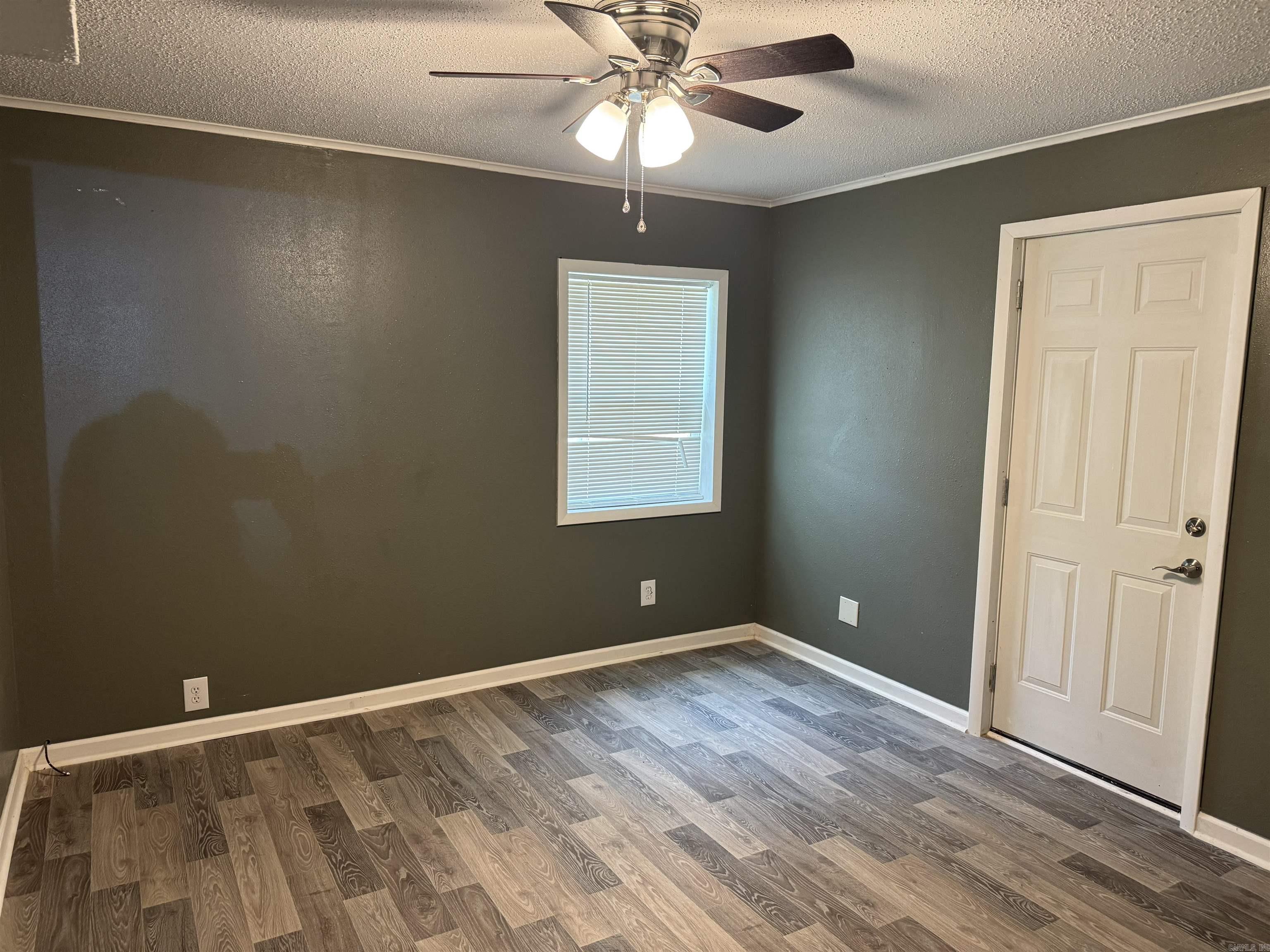 SHADY ACRES - Residential