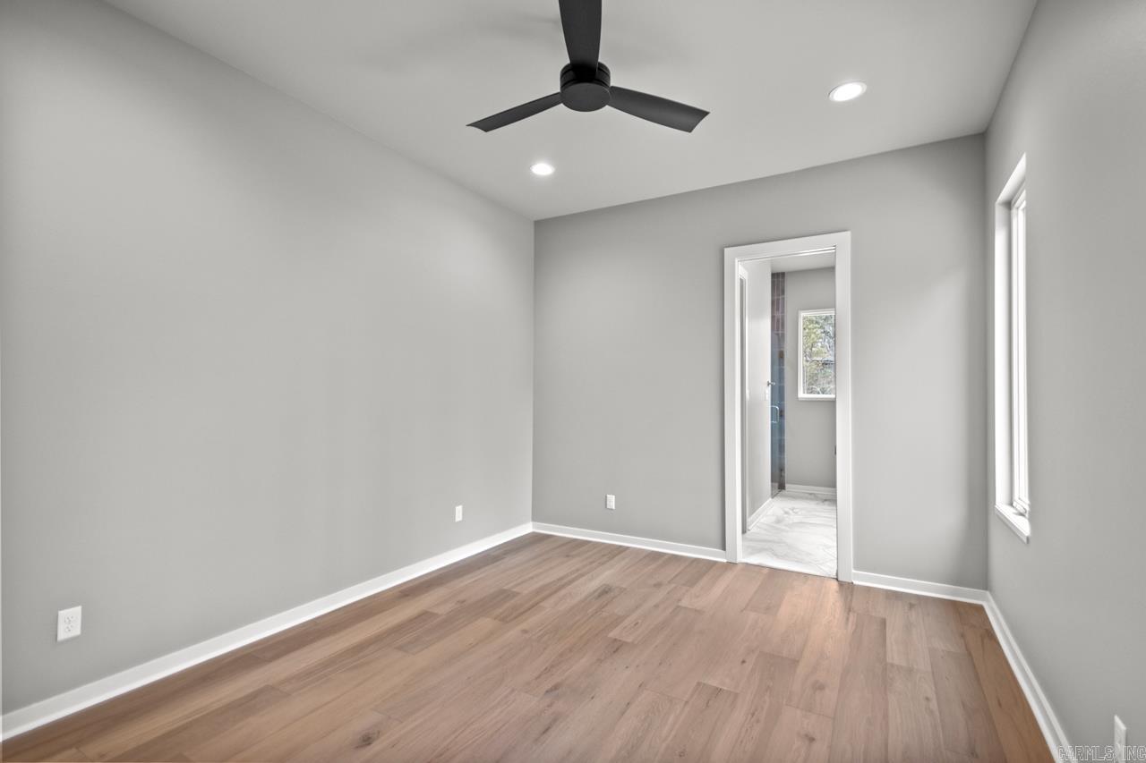 CHENAL VALLEY ABINGTON COURT - Residential