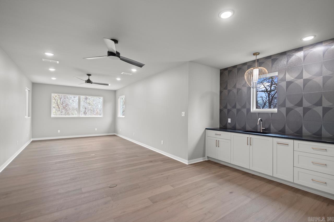 CHENAL VALLEY ABINGTON COURT - Residential