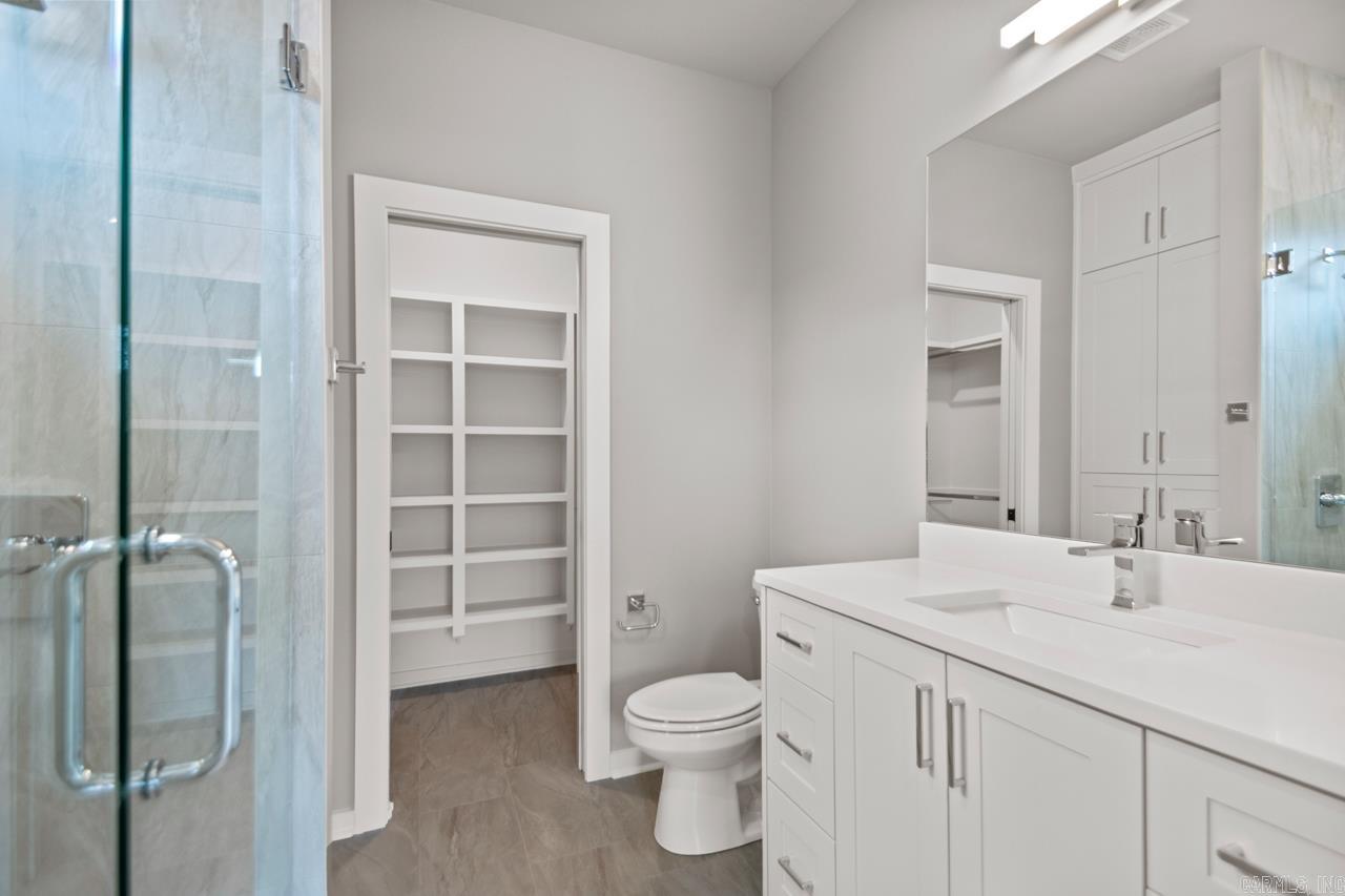 CHENAL VALLEY ABINGTON COURT - Residential