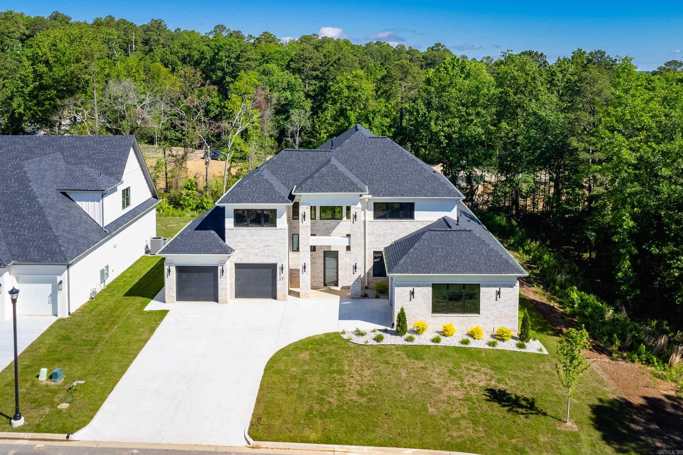 CHENAL VALLEY ABINGTON COURT - Residential