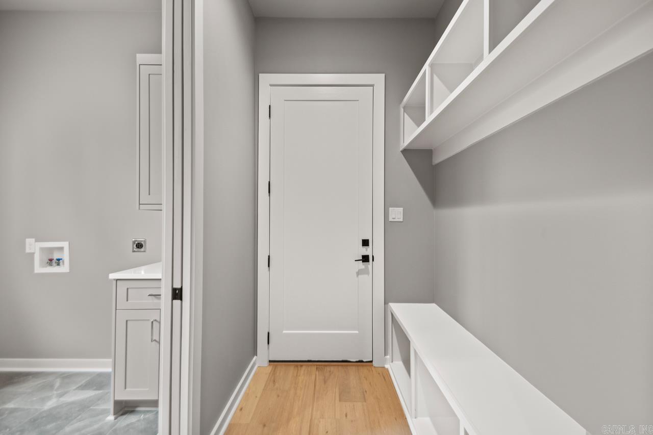 CHENAL VALLEY ABINGTON COURT - Residential