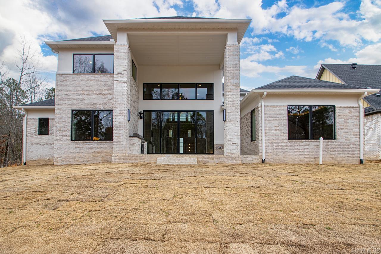 CHENAL VALLEY ABINGTON COURT - Residential