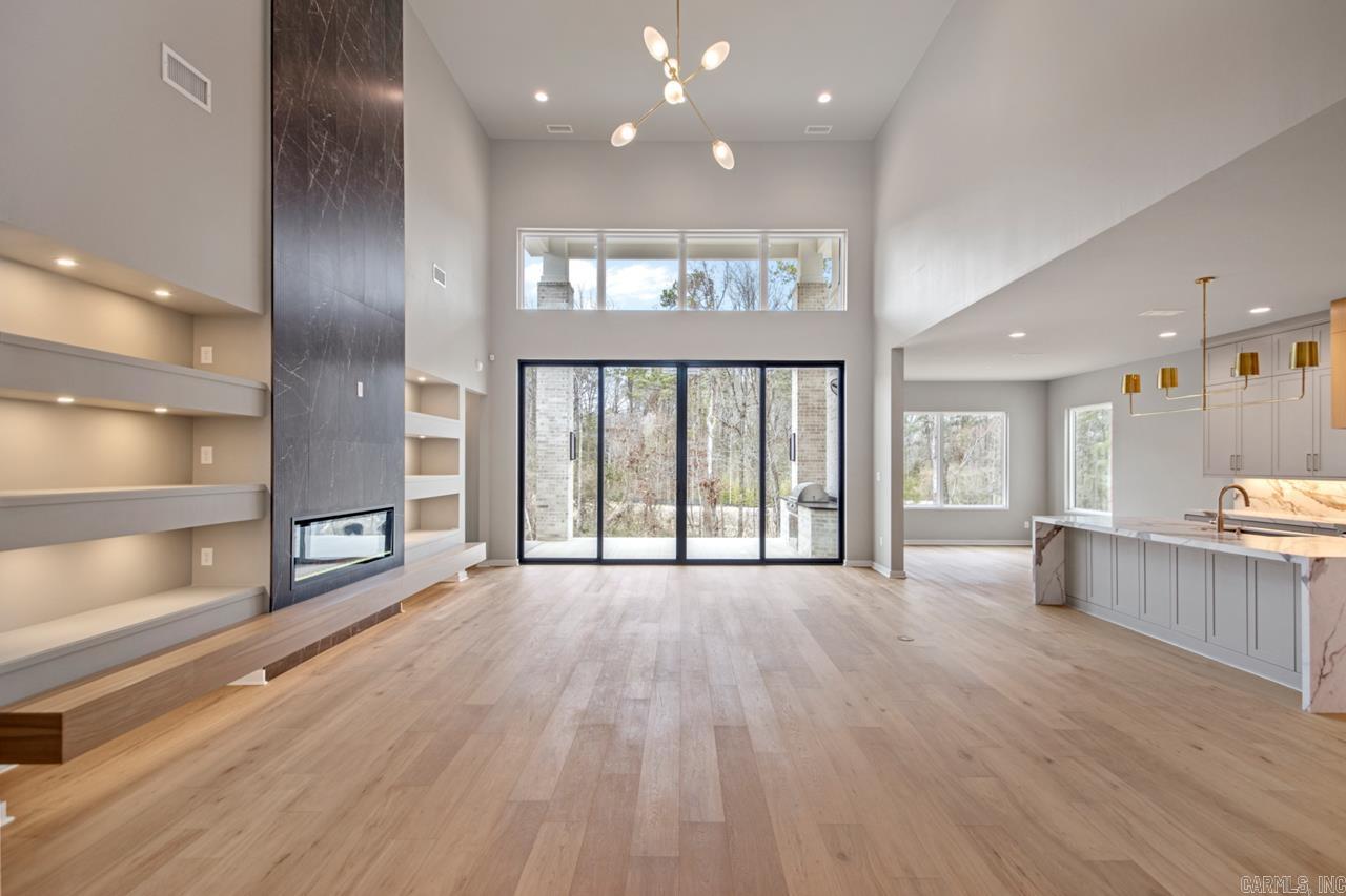 CHENAL VALLEY ABINGTON COURT - Residential