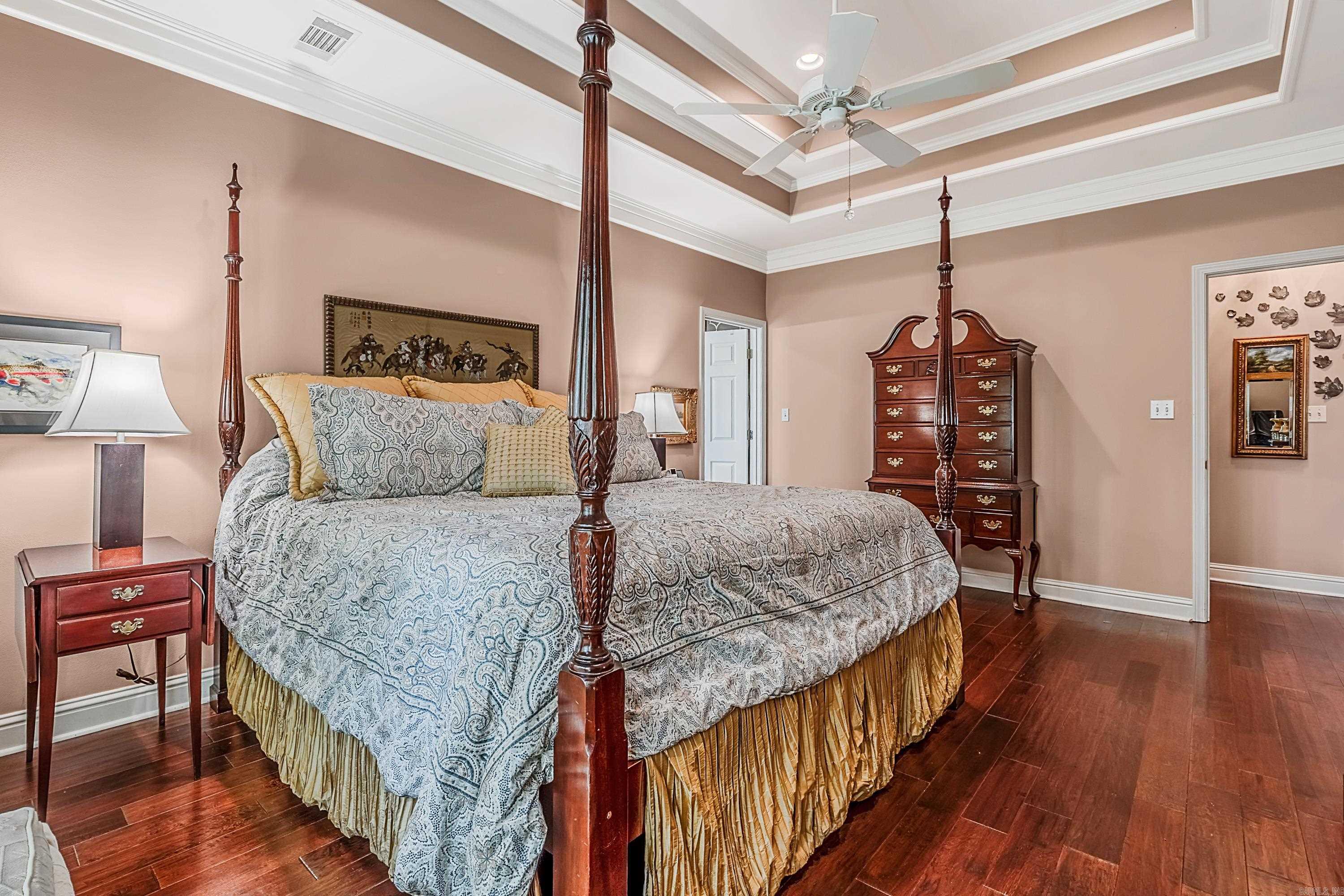 RIVER OAKS POINTE - Residential