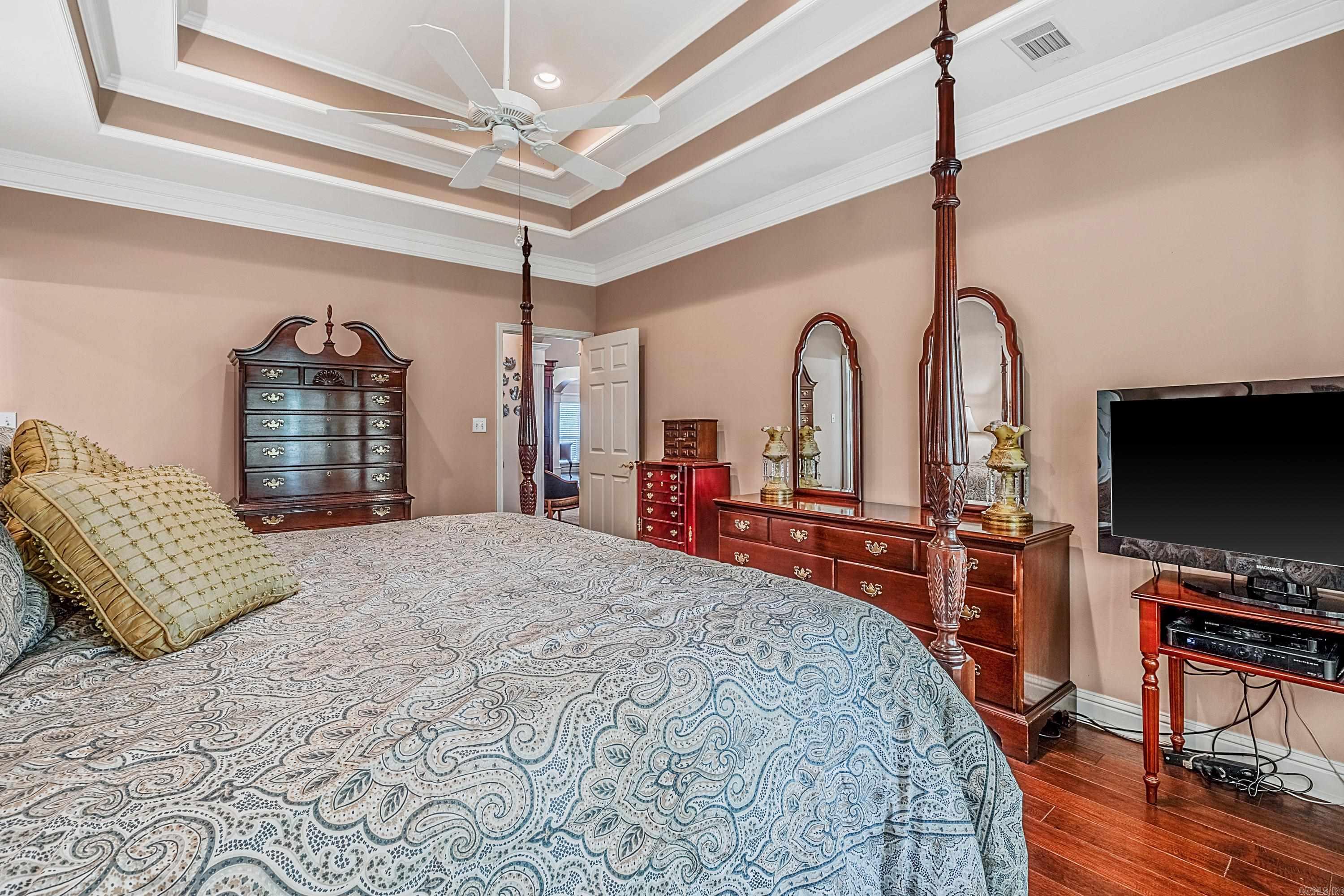 RIVER OAKS POINTE - Residential