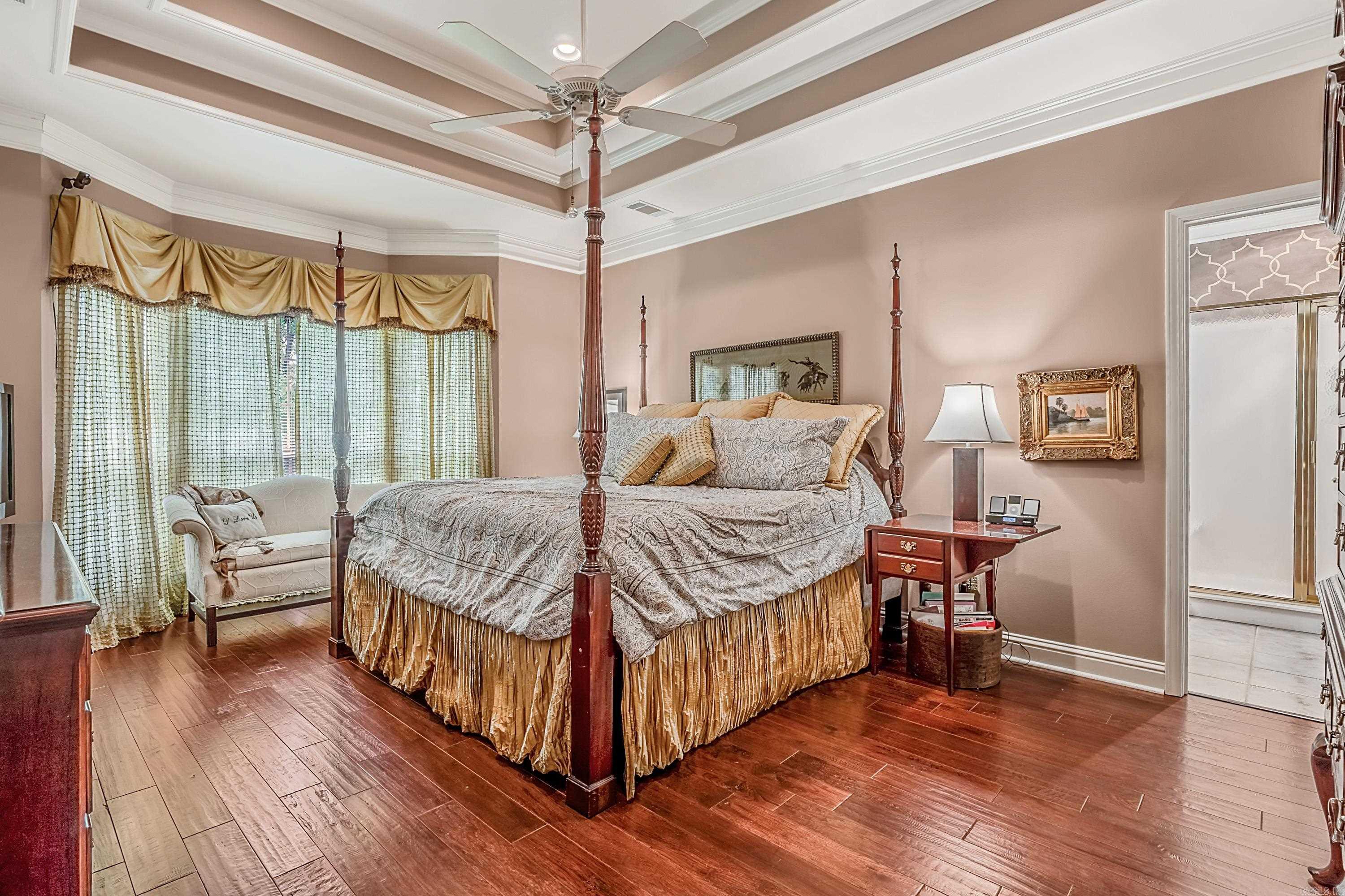 RIVER OAKS POINTE - Residential