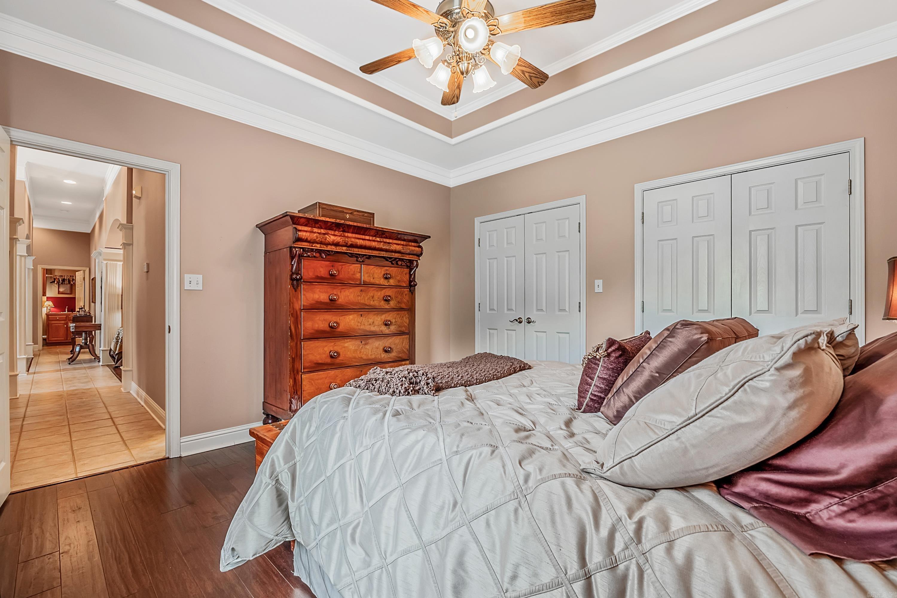 RIVER OAKS POINTE - Residential