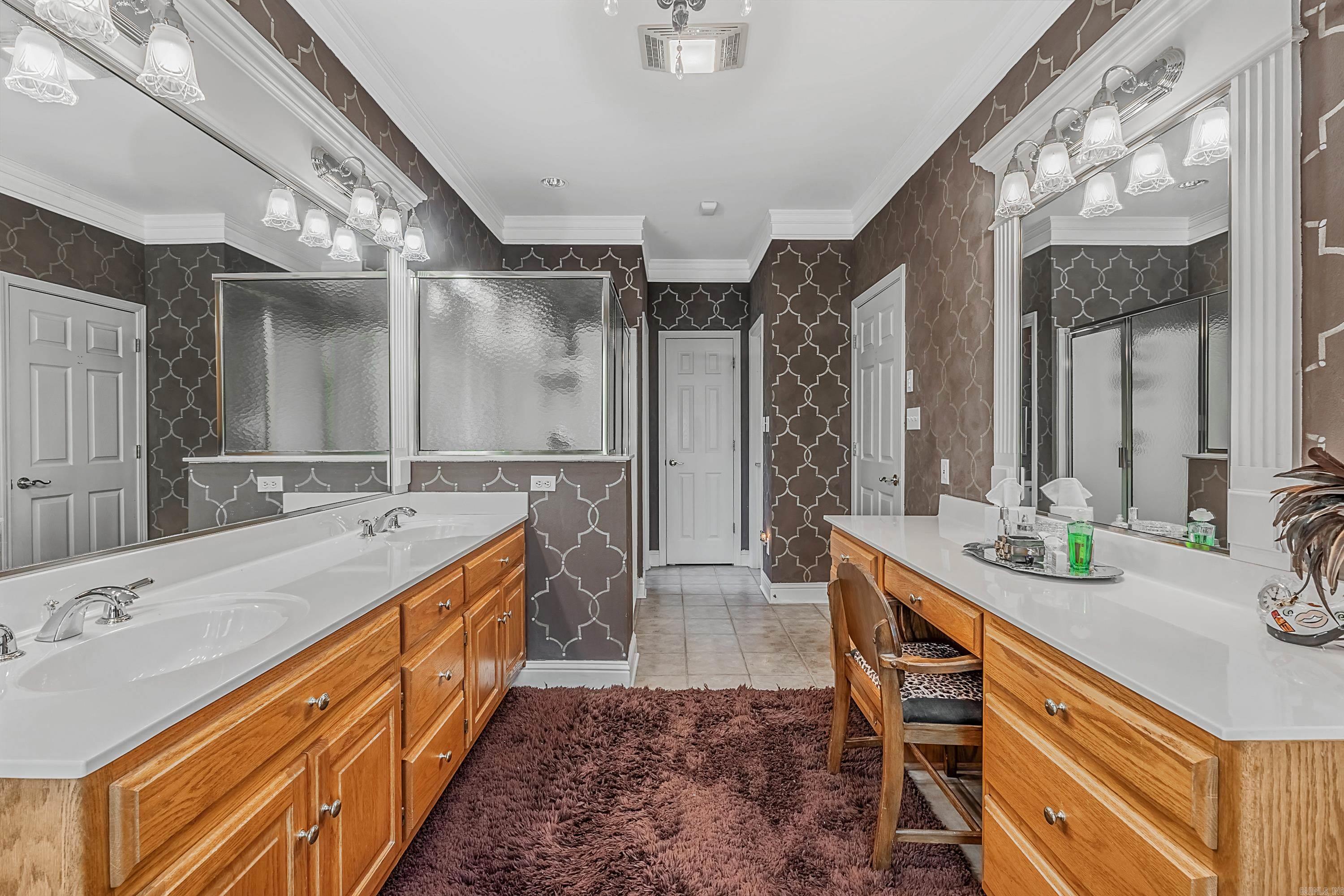 RIVER OAKS POINTE - Residential