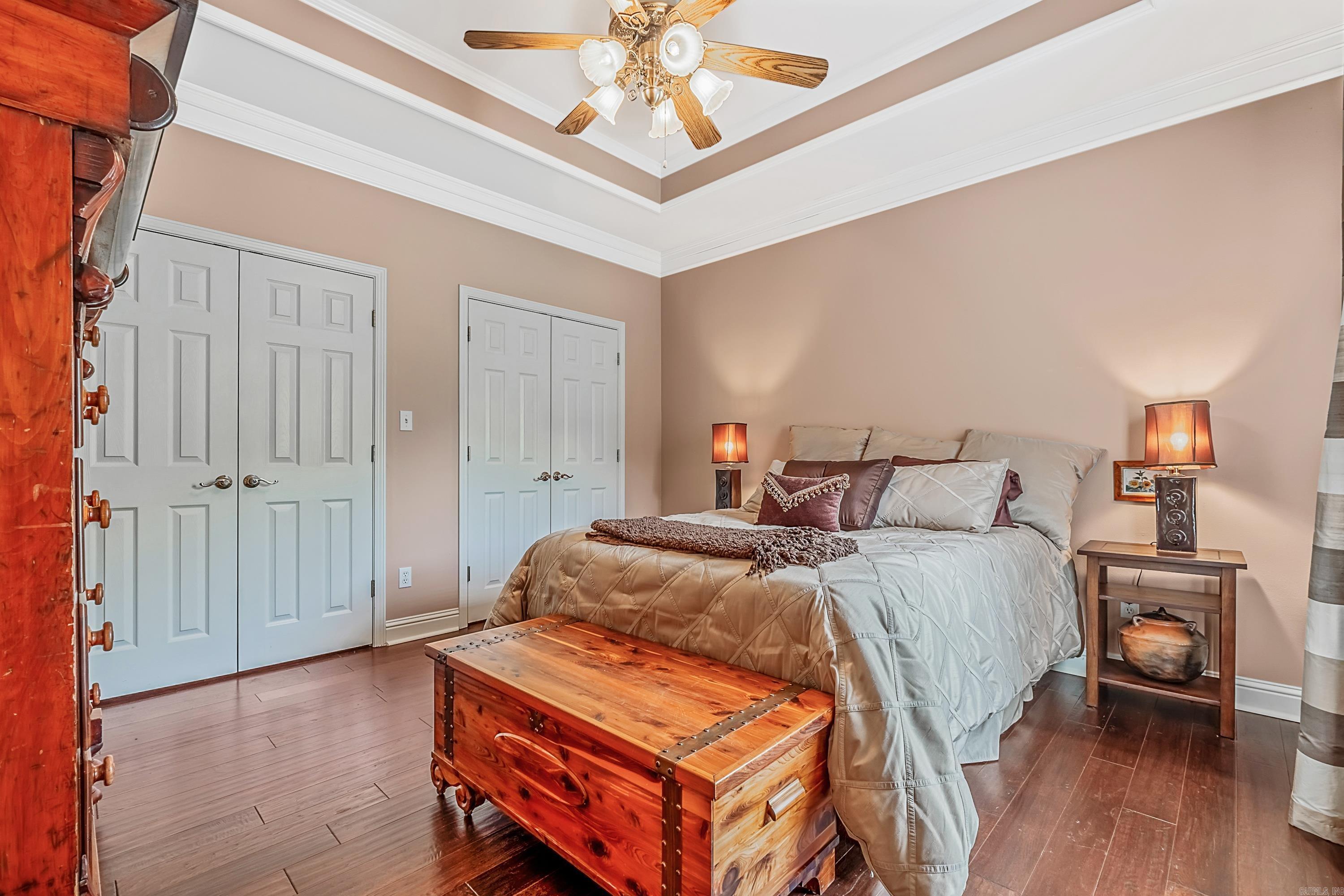 RIVER OAKS POINTE - Residential