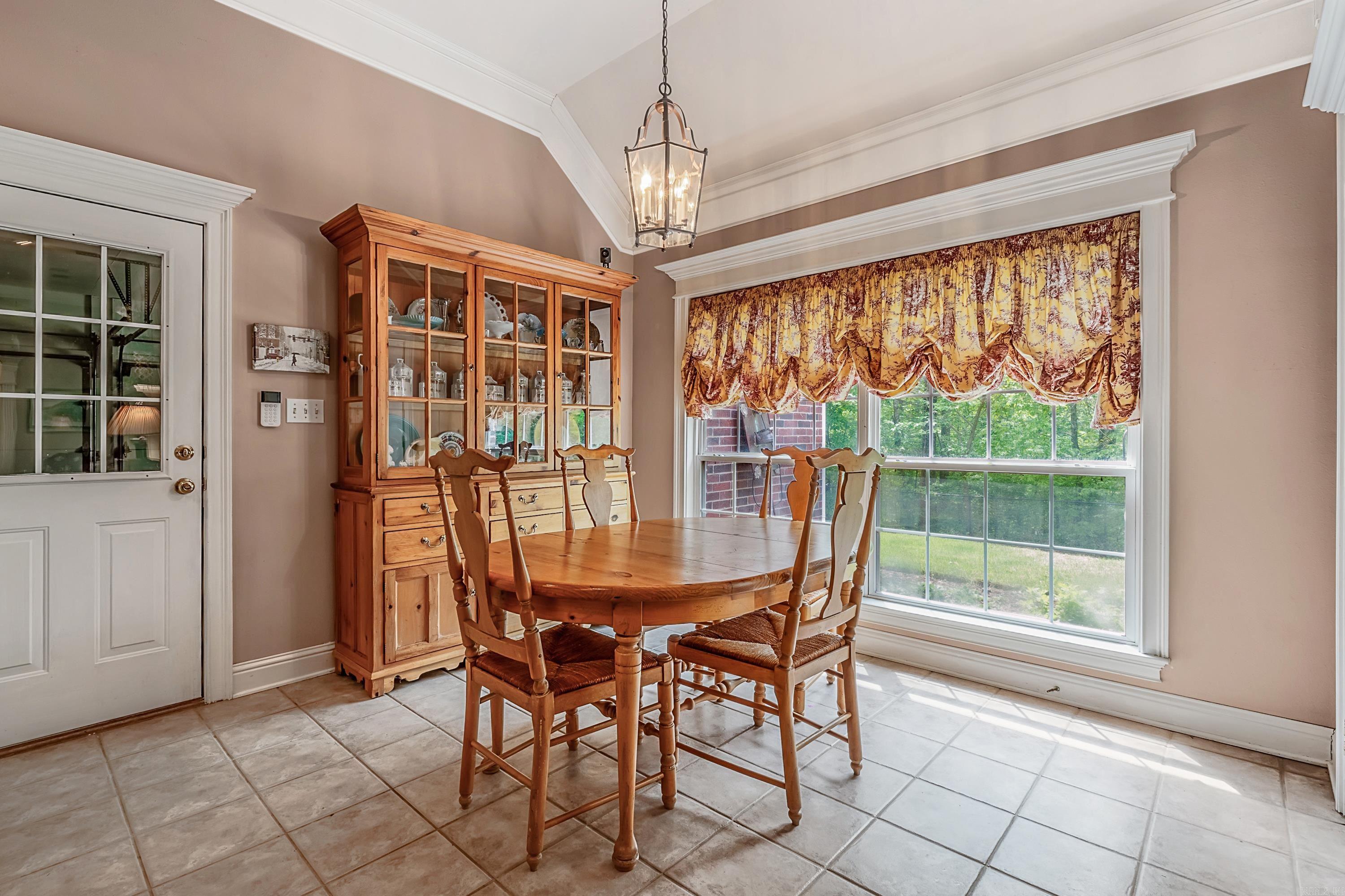 RIVER OAKS POINTE - Residential