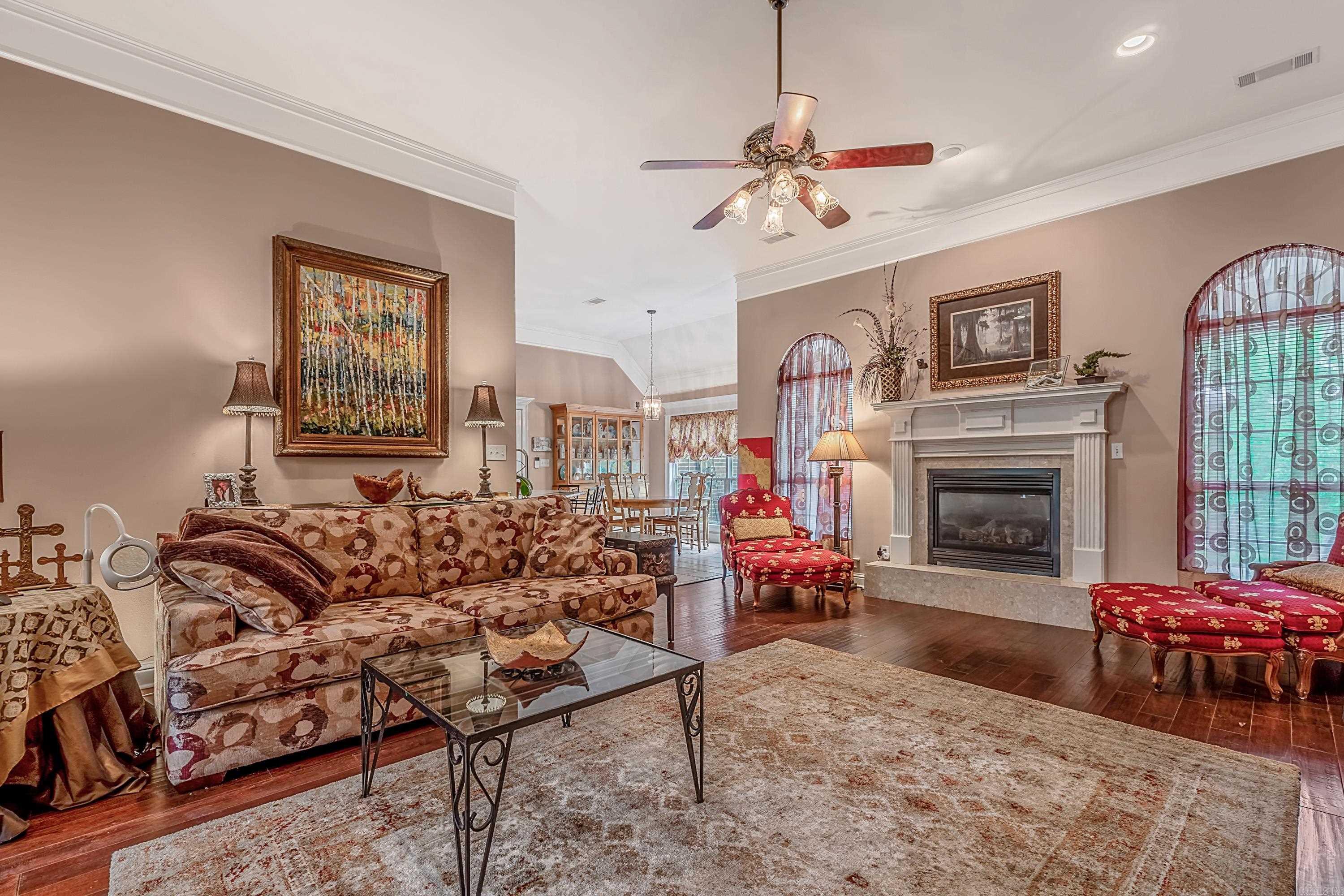 RIVER OAKS POINTE - Residential