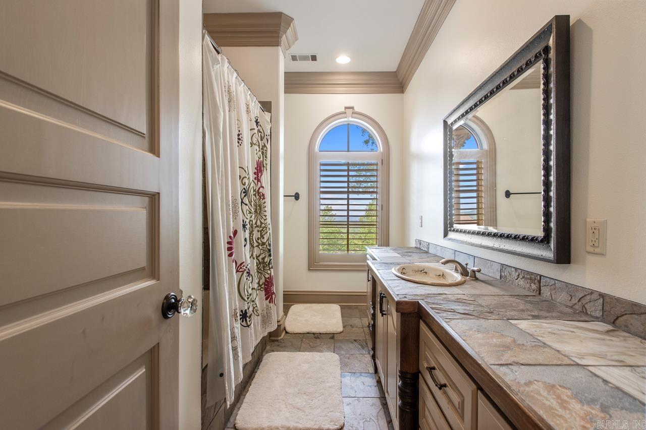 VALLEY FALLS ESTATES - Residential