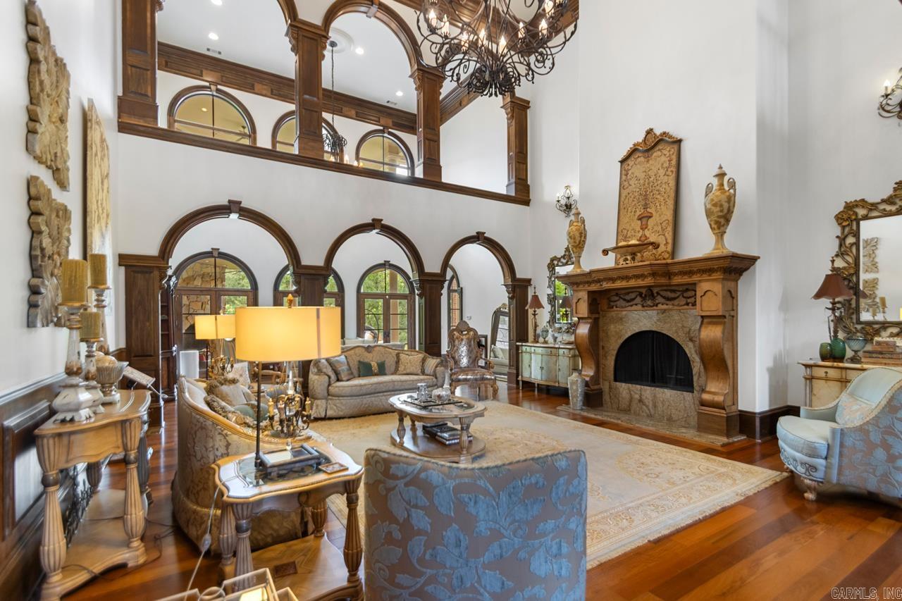 VALLEY FALLS ESTATES - Residential