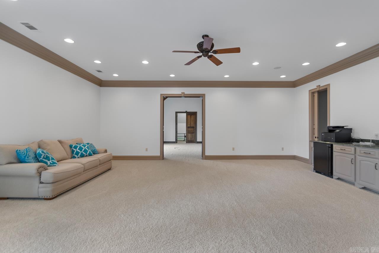 VALLEY FALLS ESTATES - Residential