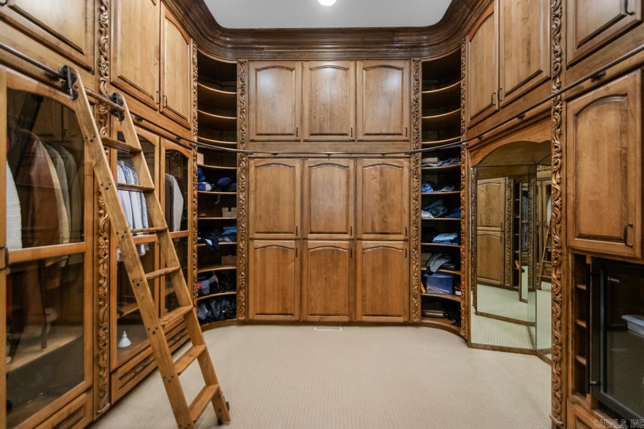 VALLEY FALLS ESTATES - Residential