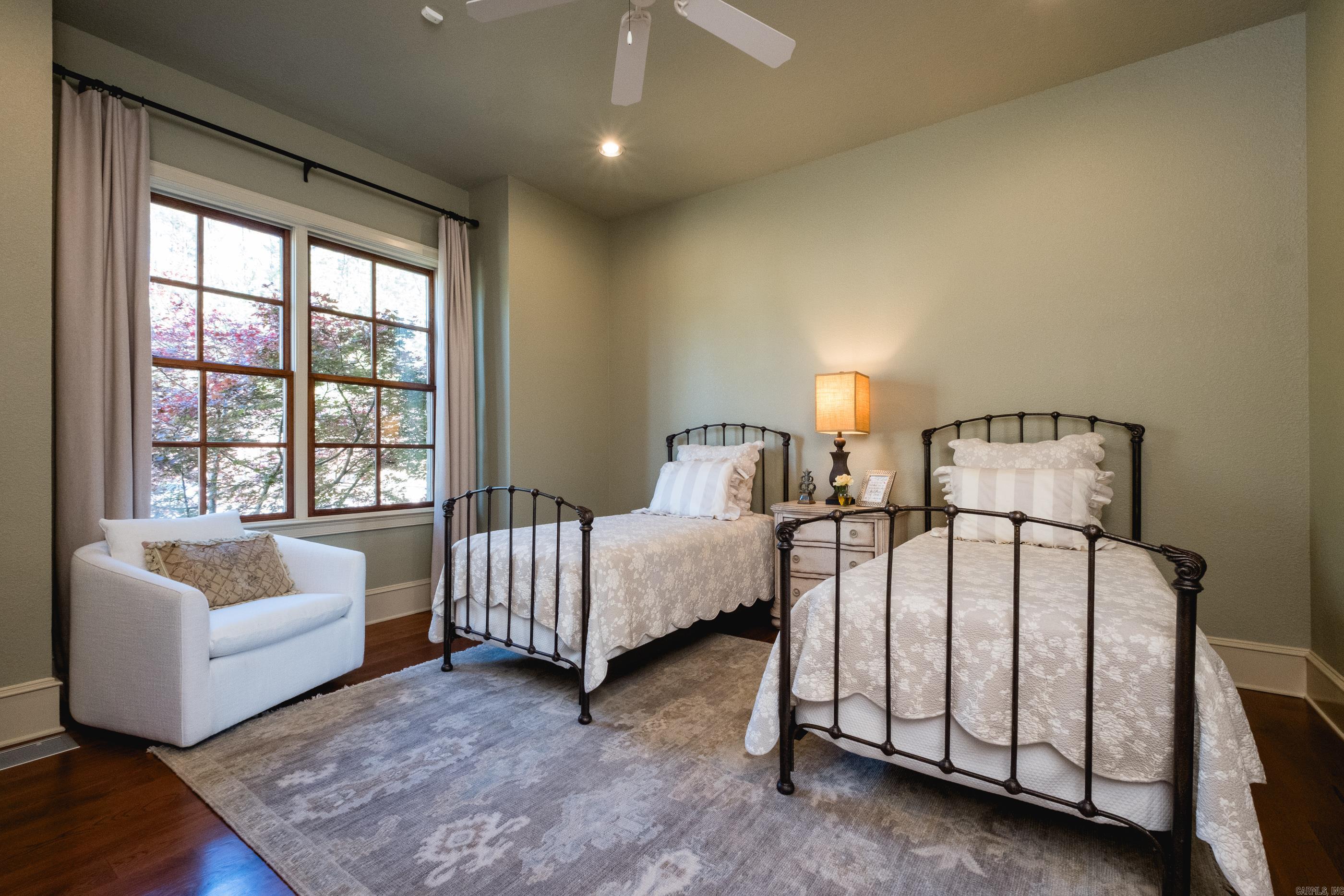 HICKORY POINTE ADDN - Residential