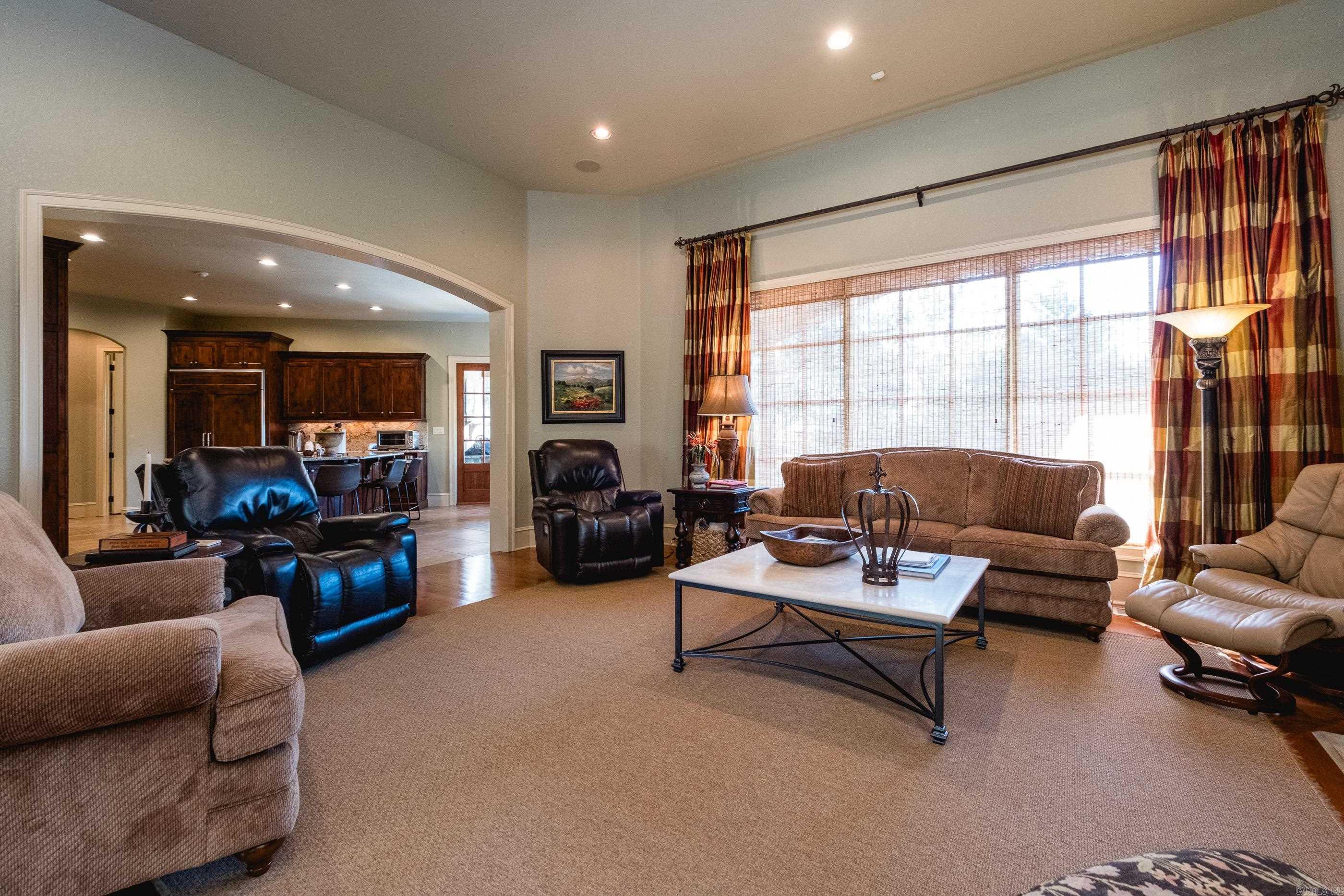 HICKORY POINTE ADDN - Residential