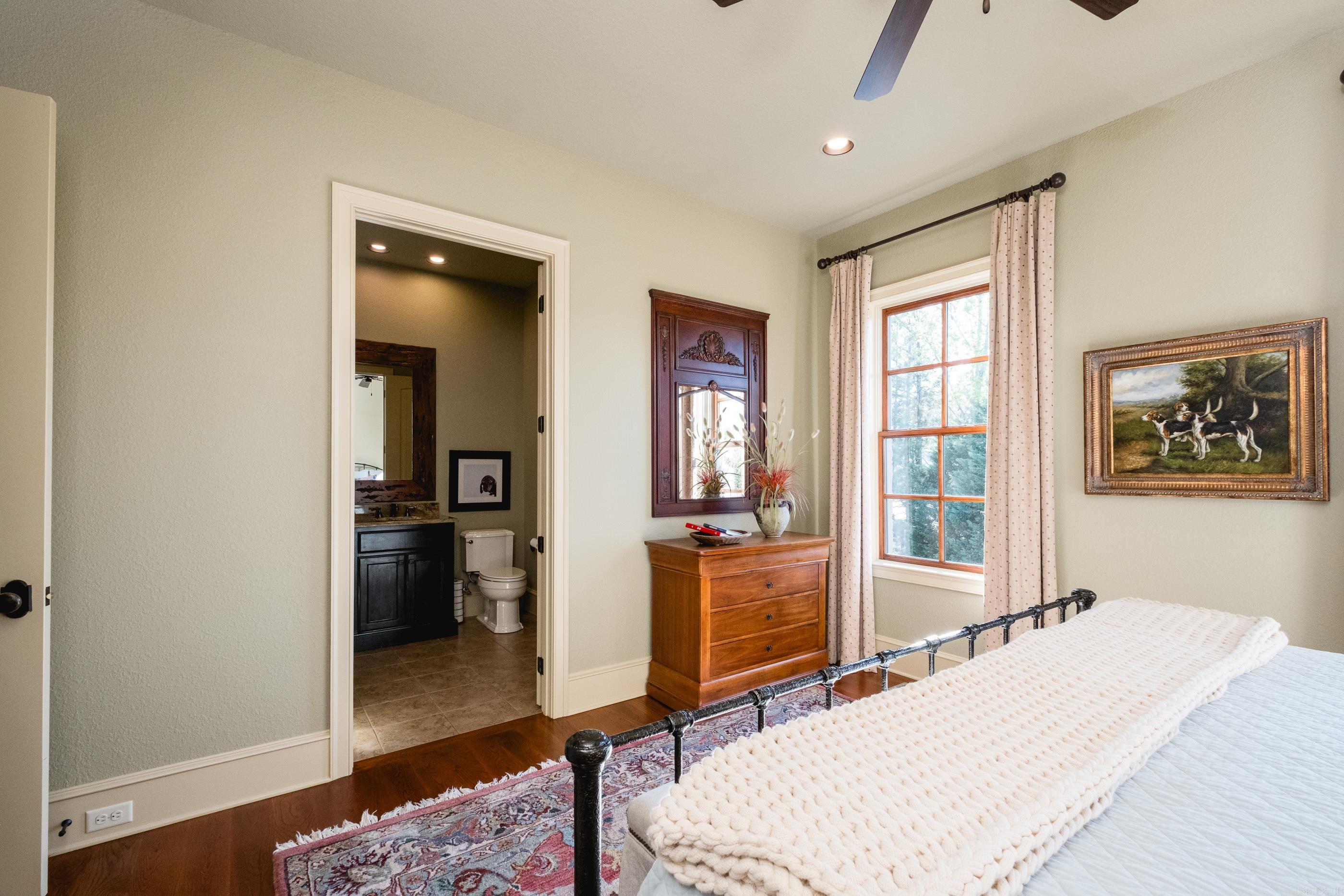 HICKORY POINTE ADDN - Residential