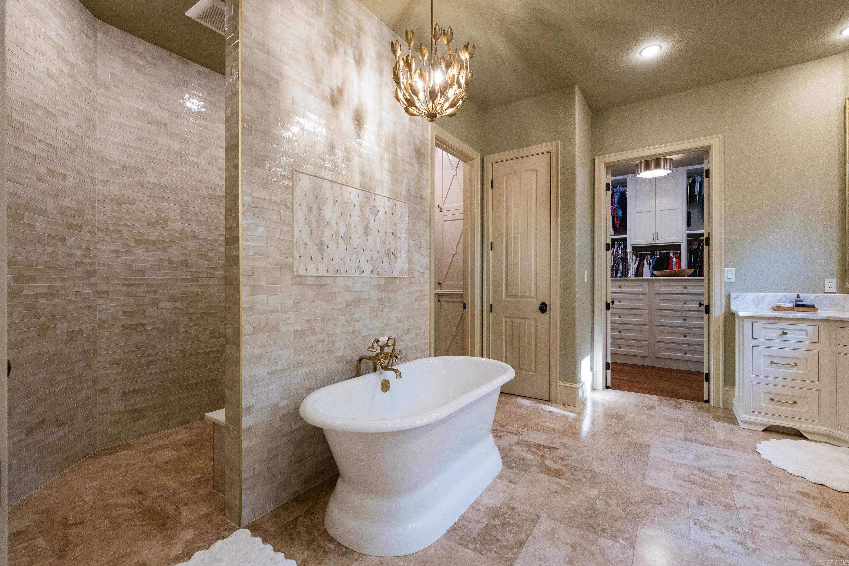 HICKORY POINTE ADDN - Residential