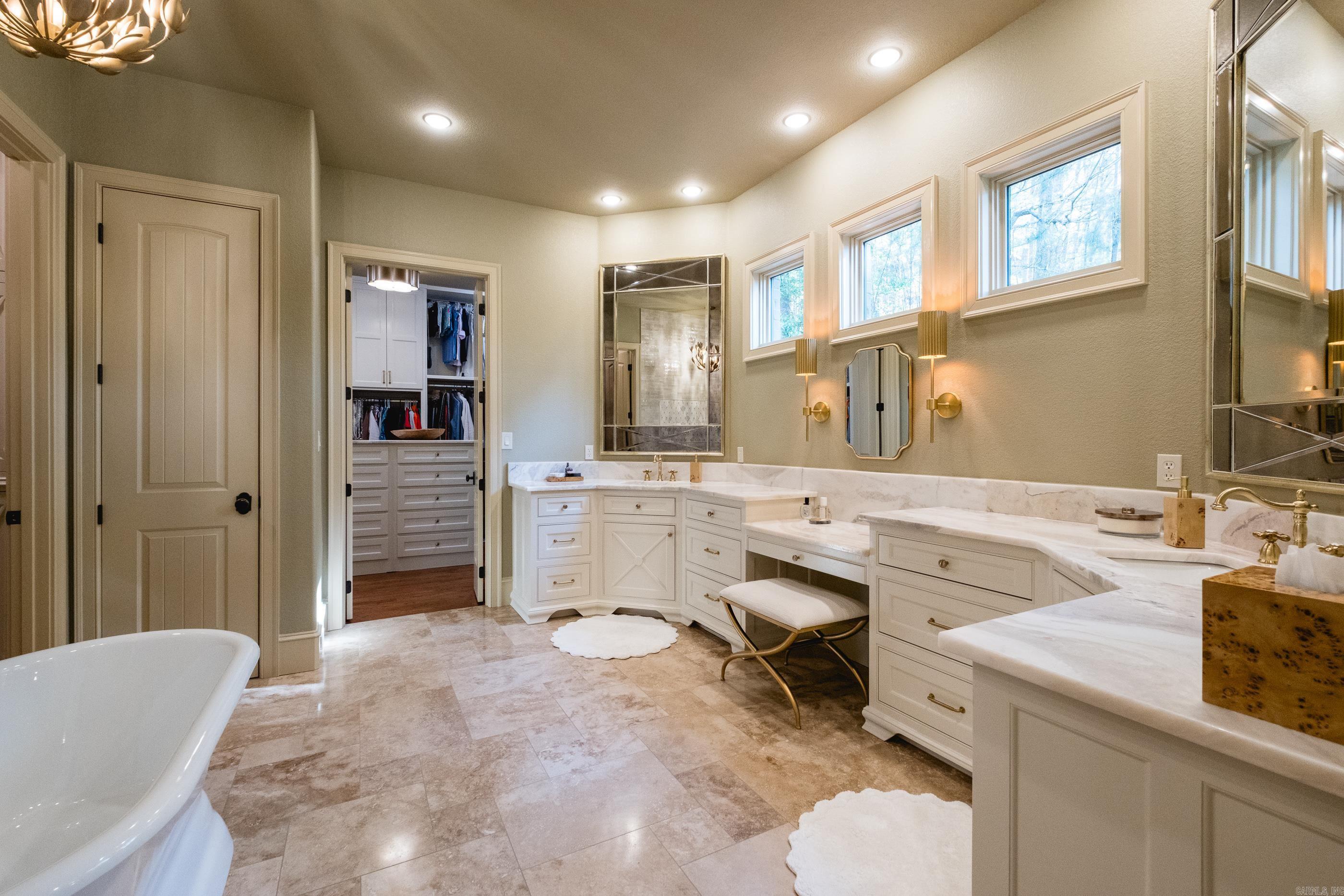 HICKORY POINTE ADDN - Residential