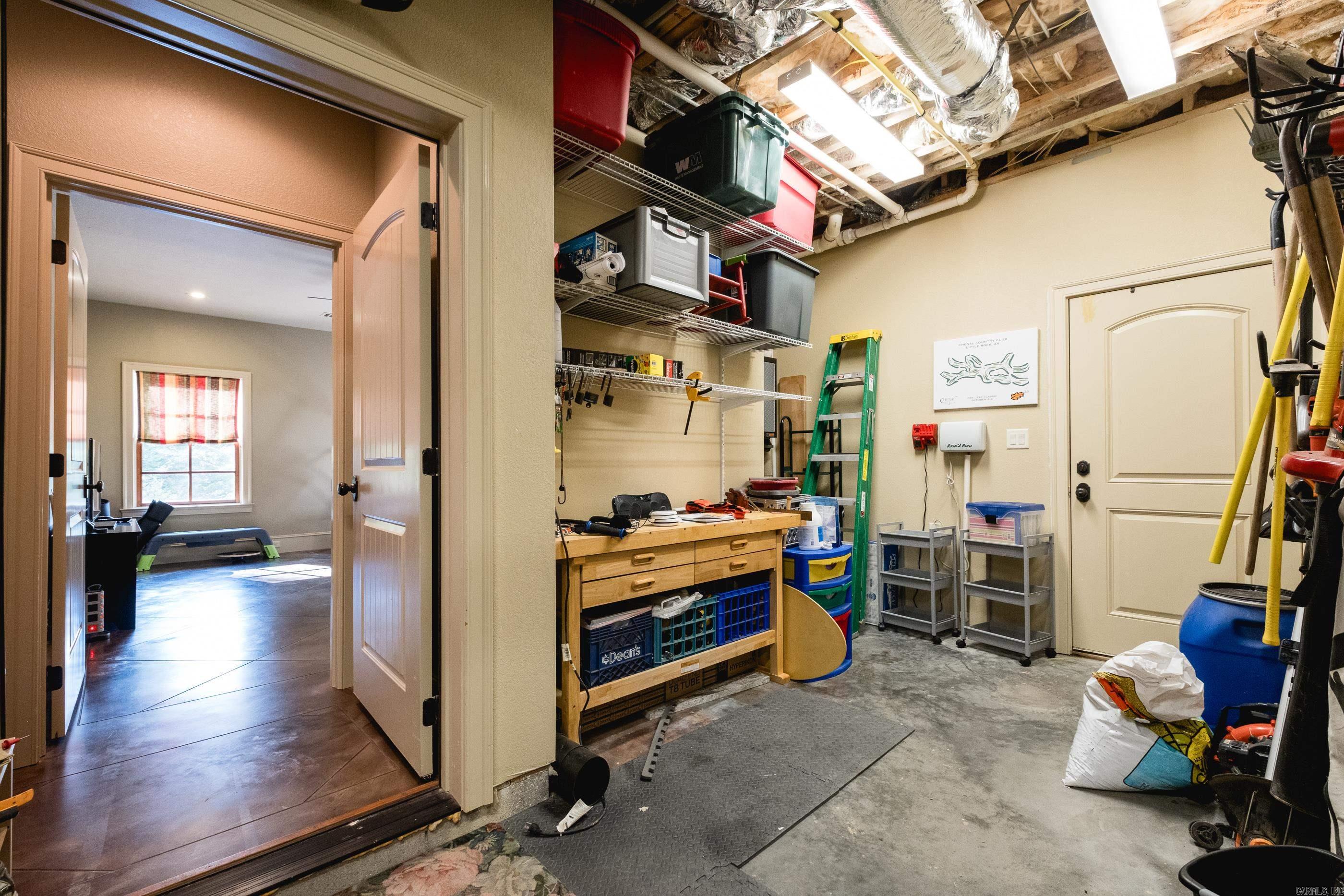 HICKORY POINTE ADDN - Residential