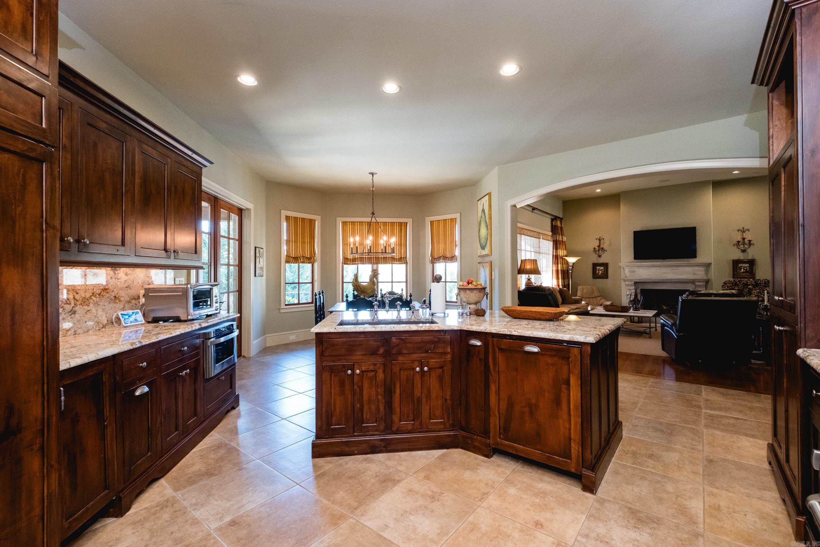 HICKORY POINTE ADDN - Residential