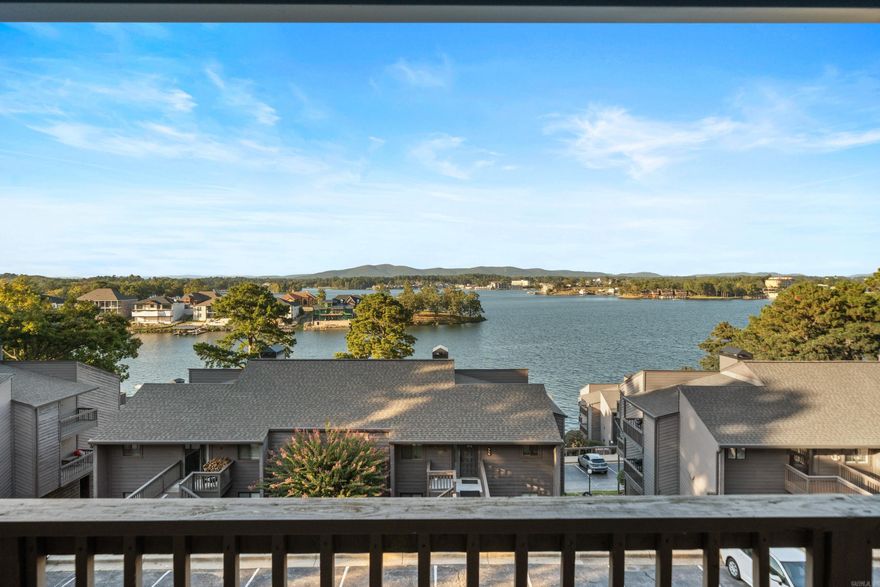 Move-in ready 2-bedroom, 2-bath condo with stunning main channel views of beautiful Lake Hamilton! Enjoy lakeside living with your ownboat dock, perfect for relaxing or entertaining. This updated condo is nightly rental approved, offering great investment potential. Locatedin the desirable 7 South area, just minutes from top restaurants, shopping, and marinas. Modern updates, open layout, and unbeatablelake views — the perfect blend of comfort, convenience, and lifestyle!