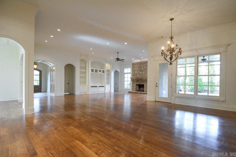 CHENAL VALLEY HALLEN COURT - Residential