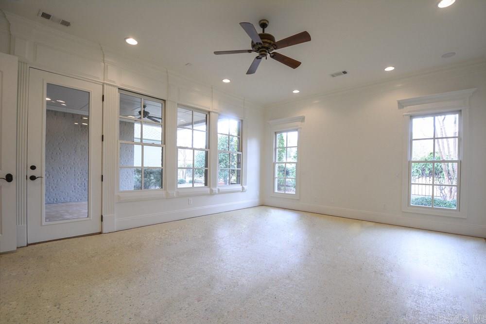 CHENAL VALLEY HALLEN COURT - Residential